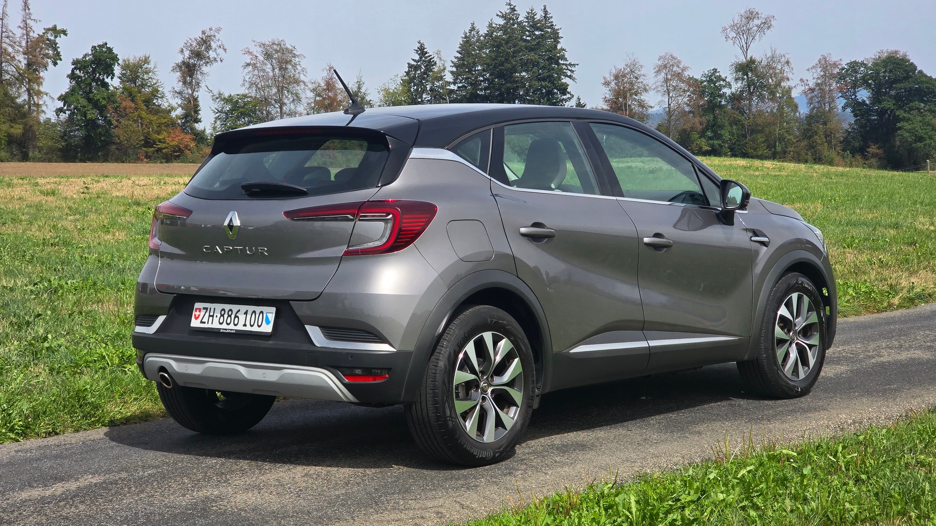 RENAULT Captur 1.3 TCe EDC Intens-image-5