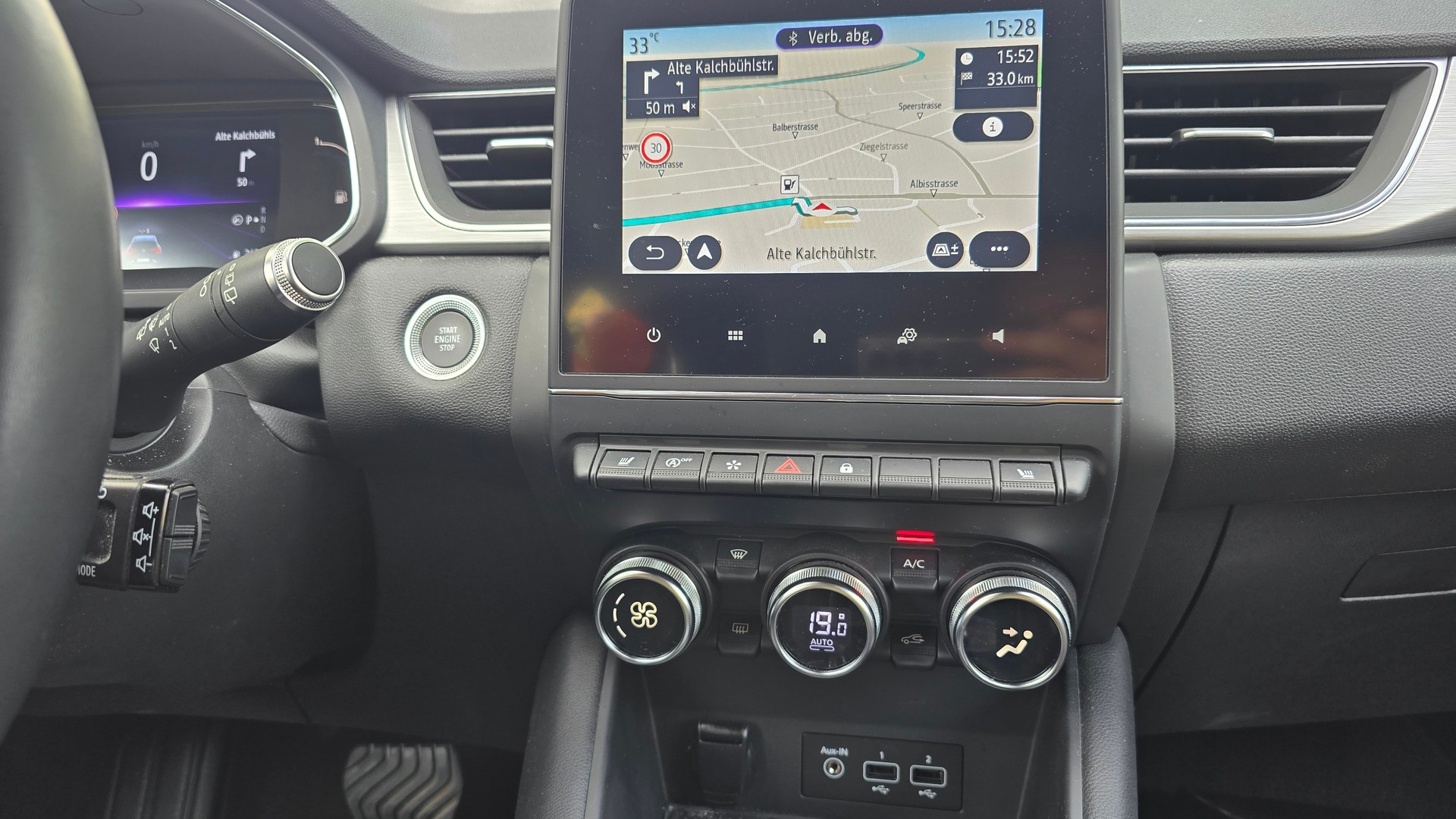 RENAULT Captur 1.3 TCe EDC Intens-image-16