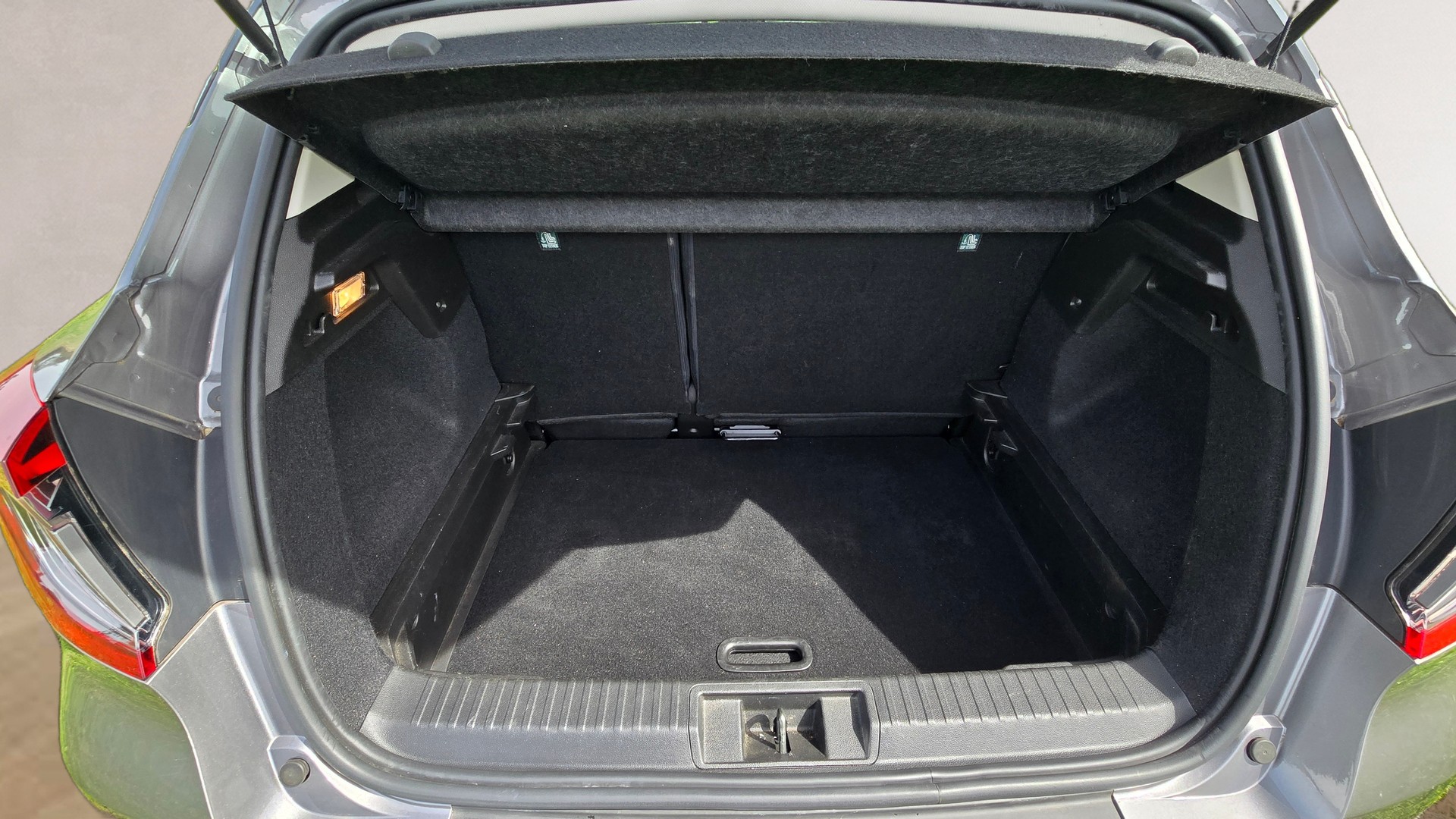 RENAULT Captur 1.3 TCe EDC Intens-image-9