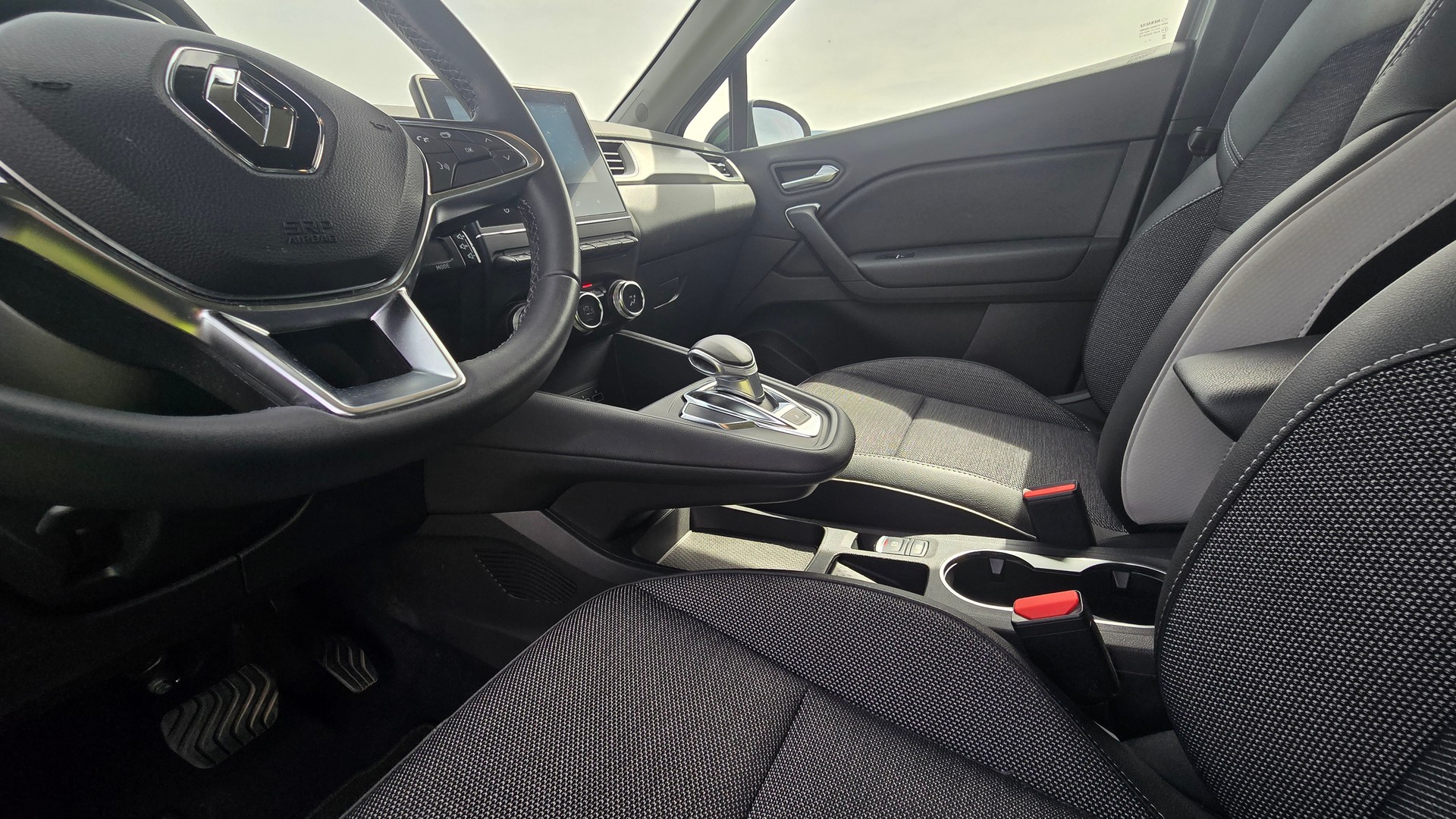 RENAULT Captur 1.3 TCe EDC Intens-image-20