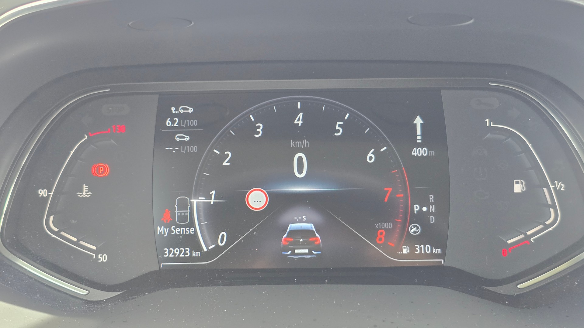 RENAULT Captur 1.3 TCe EDC Intens-image-17