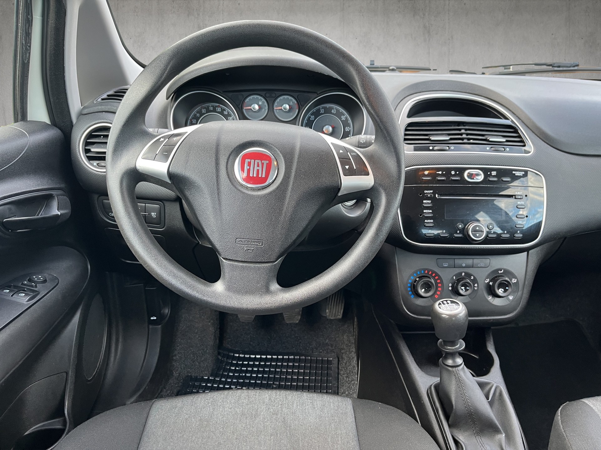 FIAT Punto 1.2 MyStyle-image-8