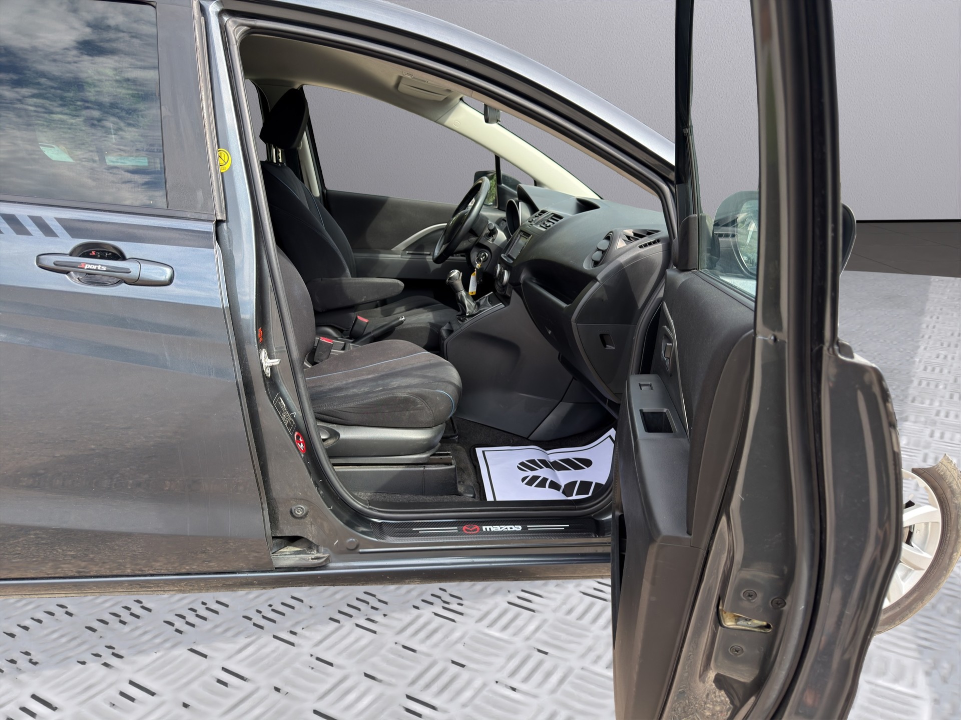 MAZDA 5 2.0 16V Sport-image-9