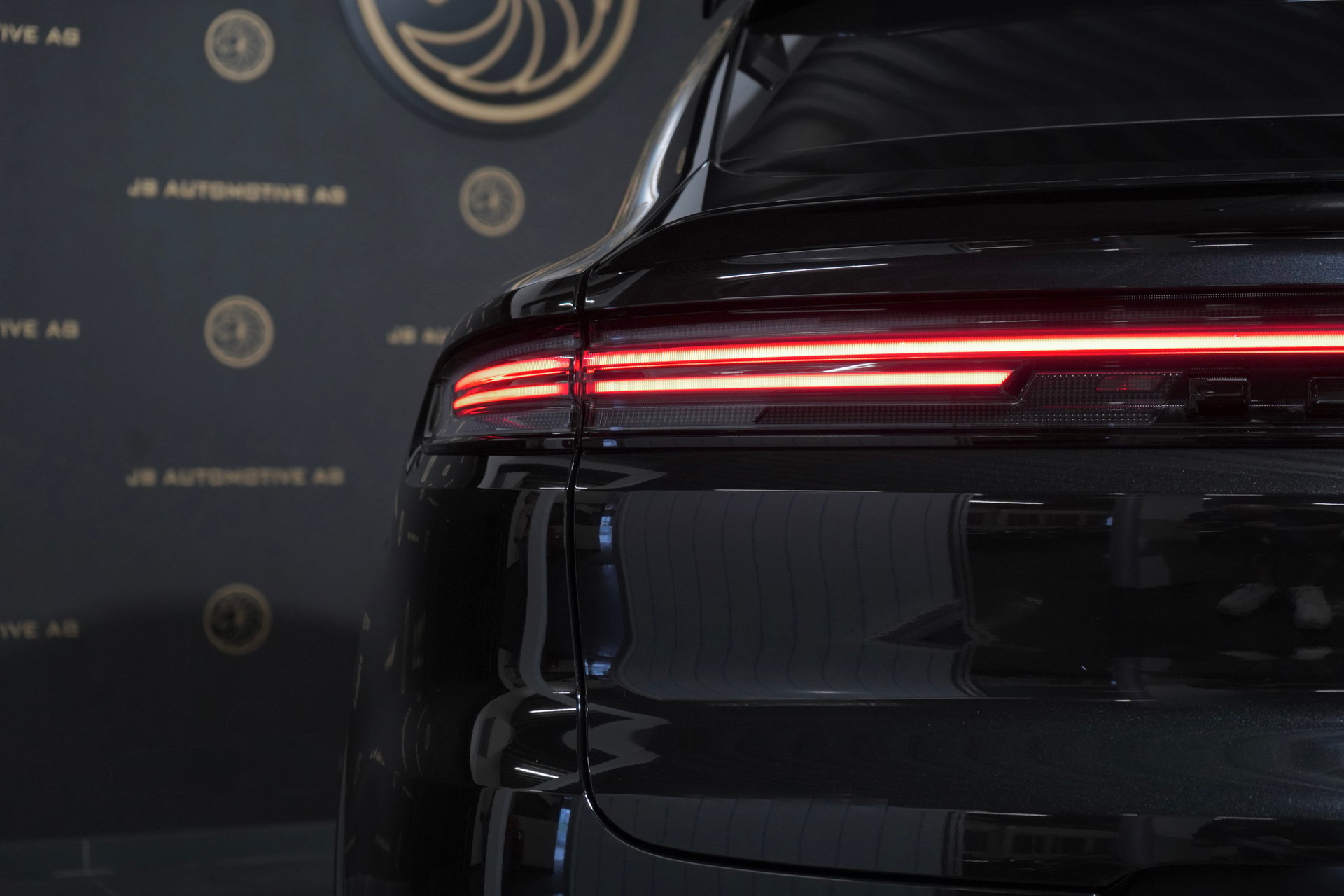 PORSCHE Cayenne Coupé Turbo E-Hybrid GT Tiptronic * Leasingszins ab 2.9%, Approved bis 2029, Akrapovic*-image-15
