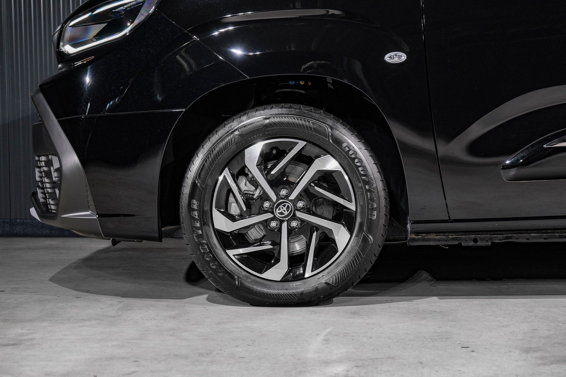 TOYOTA Proace City Verso 1.5 Trend L1 Medium Automatik-image-27