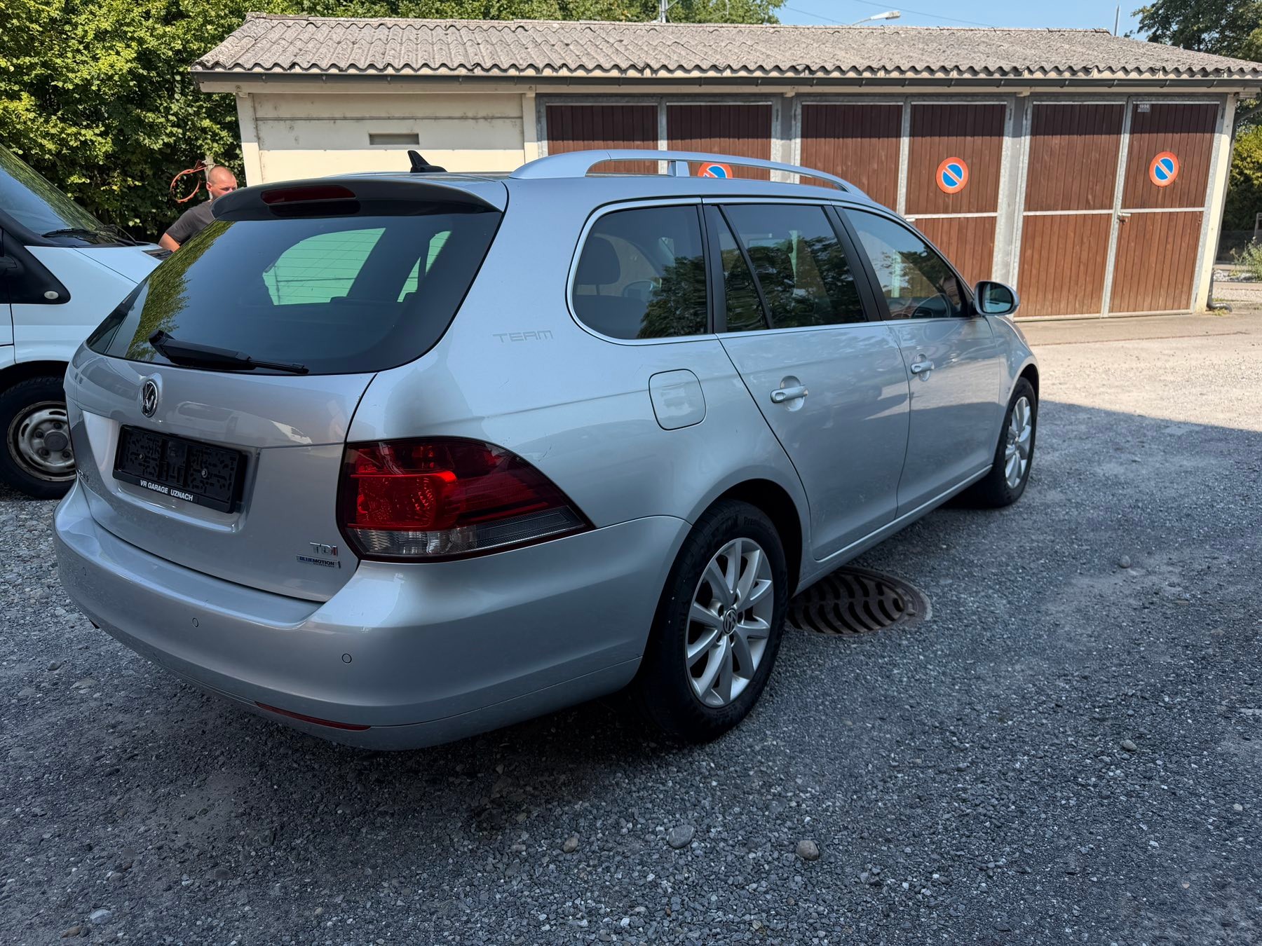 VW Golf Variant 1.6 TDI BMT Comfortline DSG-image-4