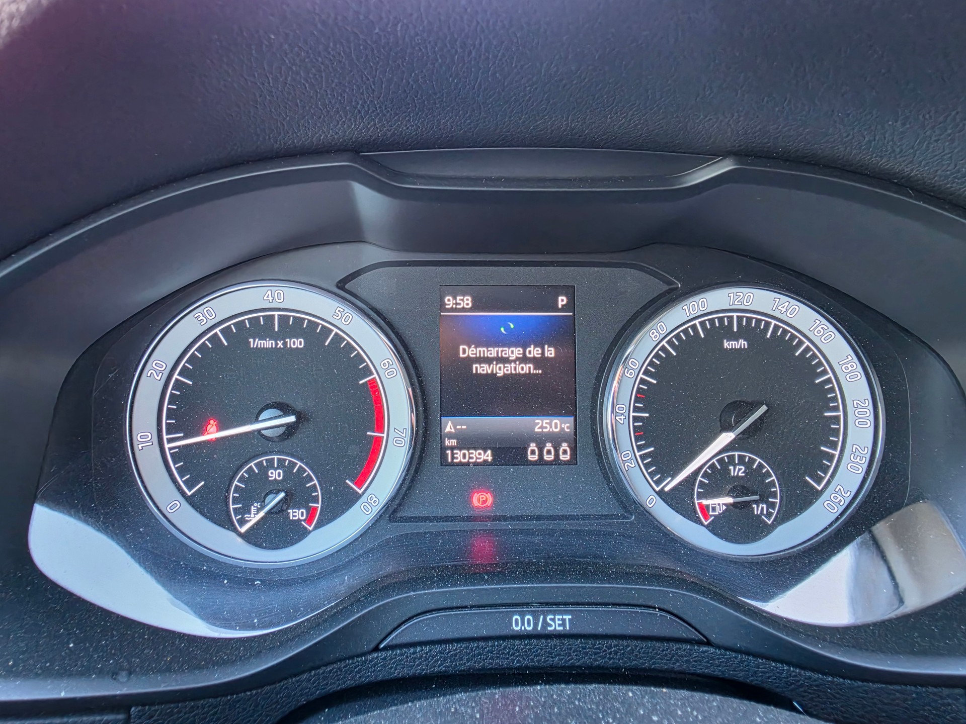 SKODA Karoq 1.5 TSI ACT Scout 4x4 DSG-image-6
