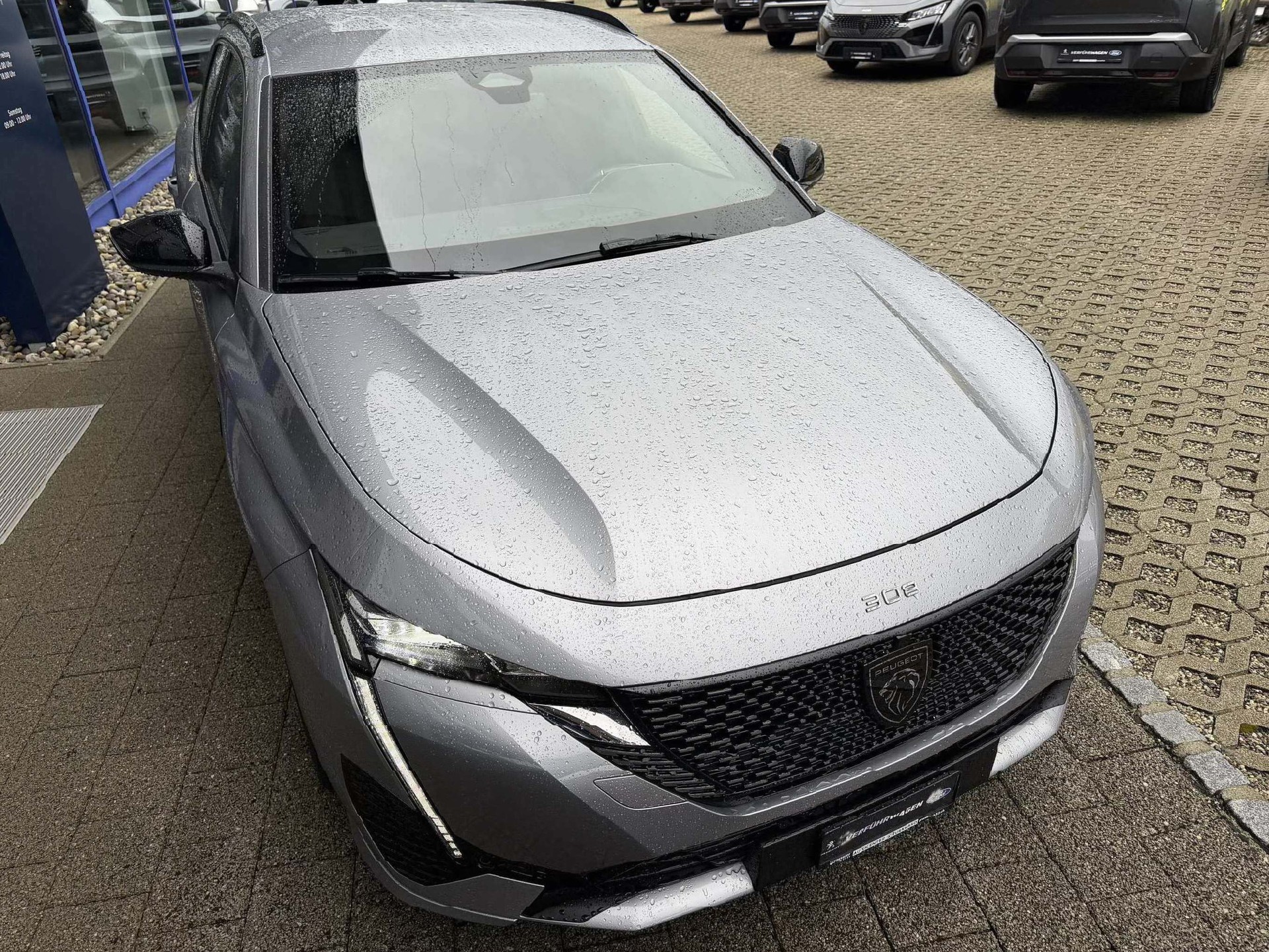 PEUGEOT 308 SW 1.2 Hybrid GT *5 Jahre Werksgarantie*-image-2