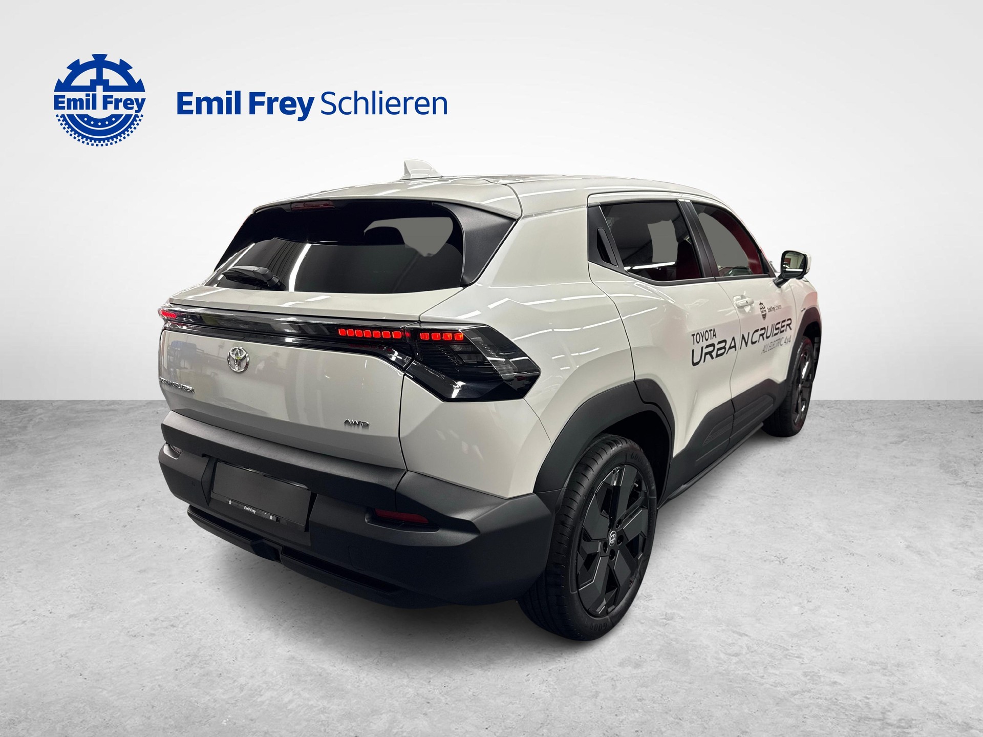 TOYOTA Urban Cruiser Premium AWD-image-3