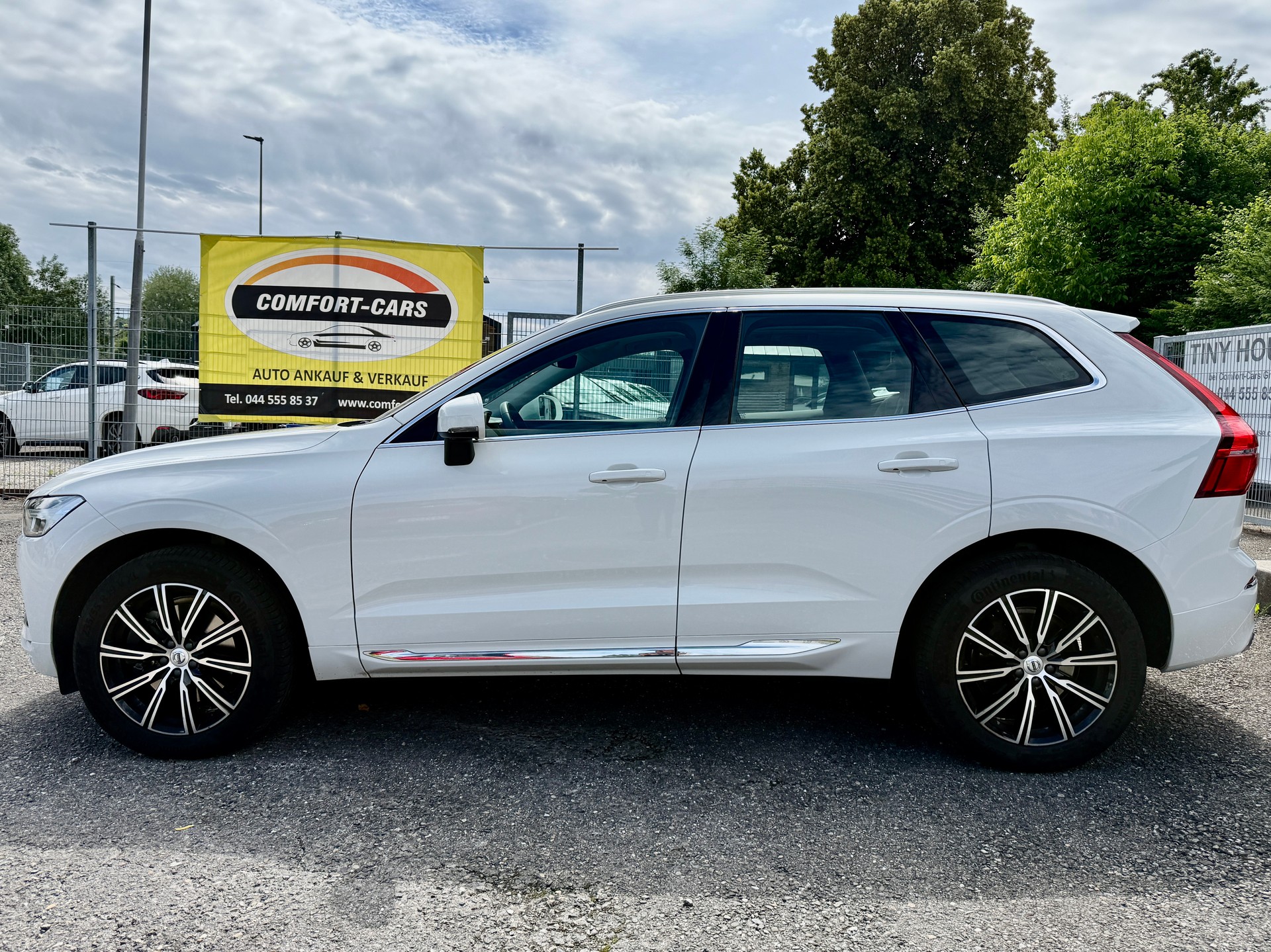 VOLVO XC60 B4 Diesel Mild Hybrid AWD Inscription Geartronic-image-6