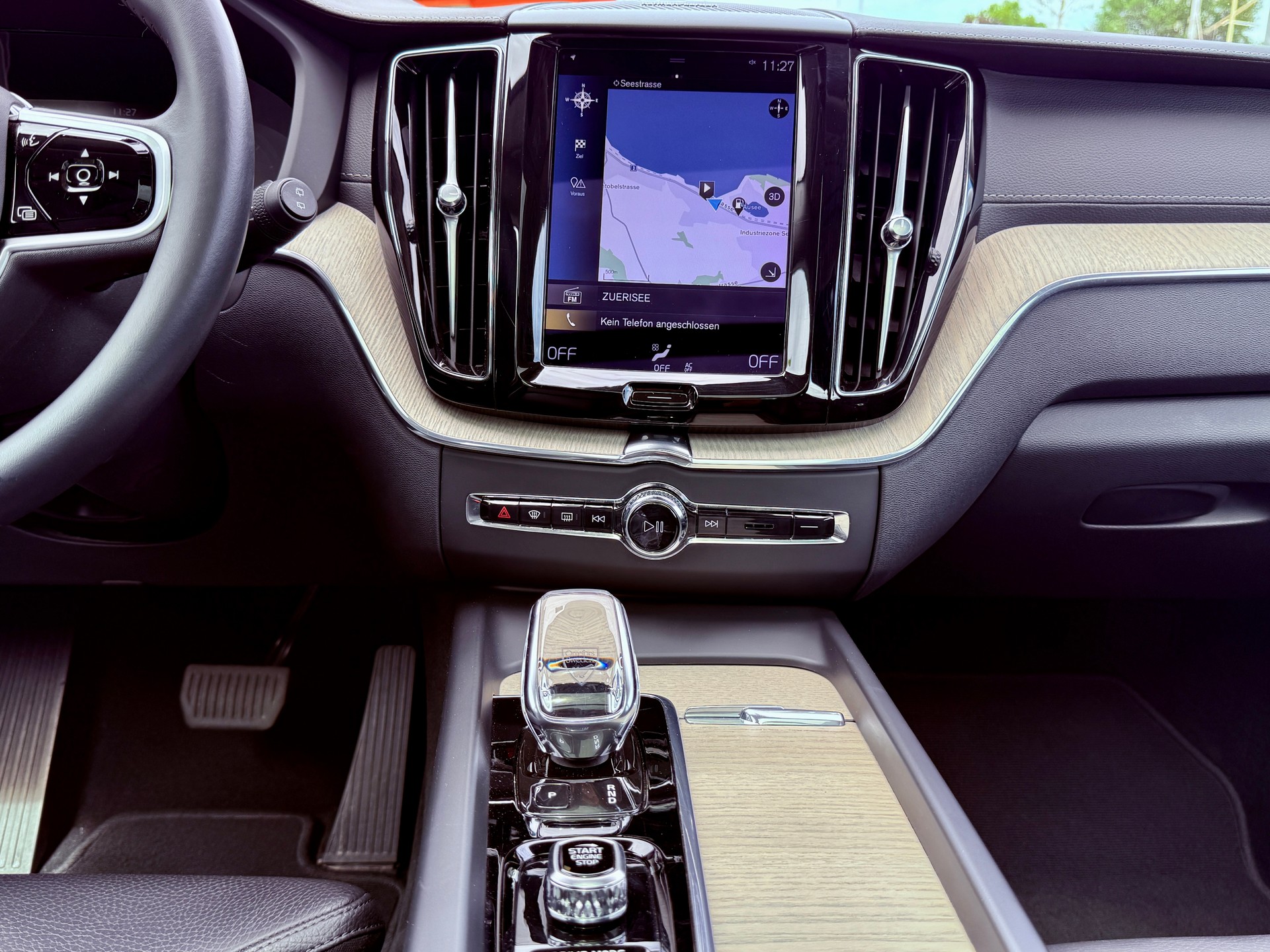 VOLVO XC60 B4 Diesel Mild Hybrid AWD Inscription Geartronic-image-20