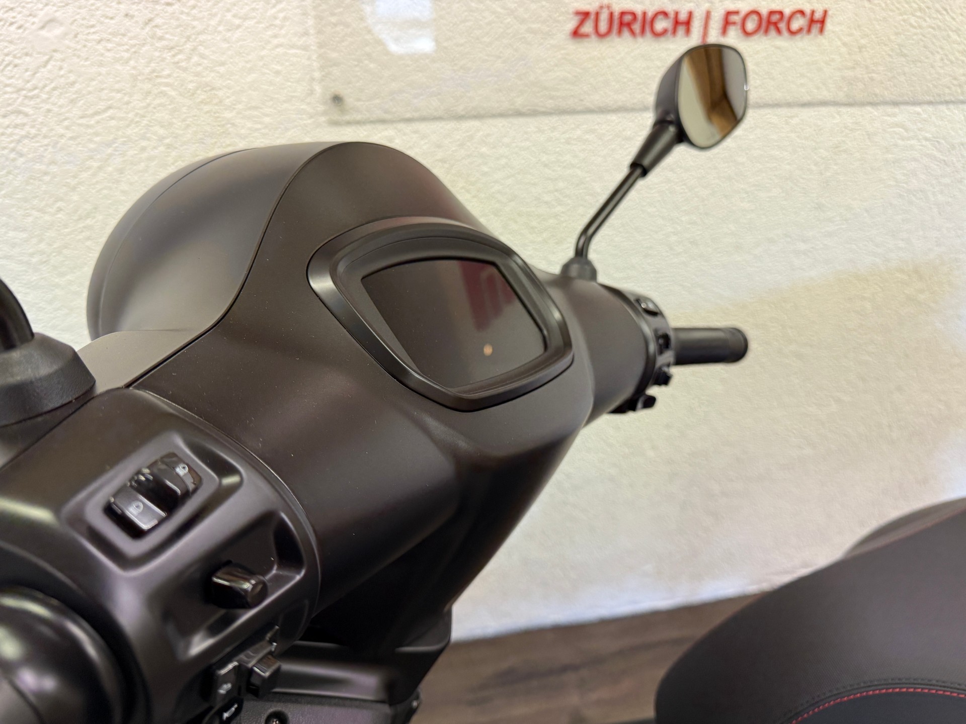 PIAGGIO Vespa GTS 125 Super Sport RST Euro 5+-showroom-element-2