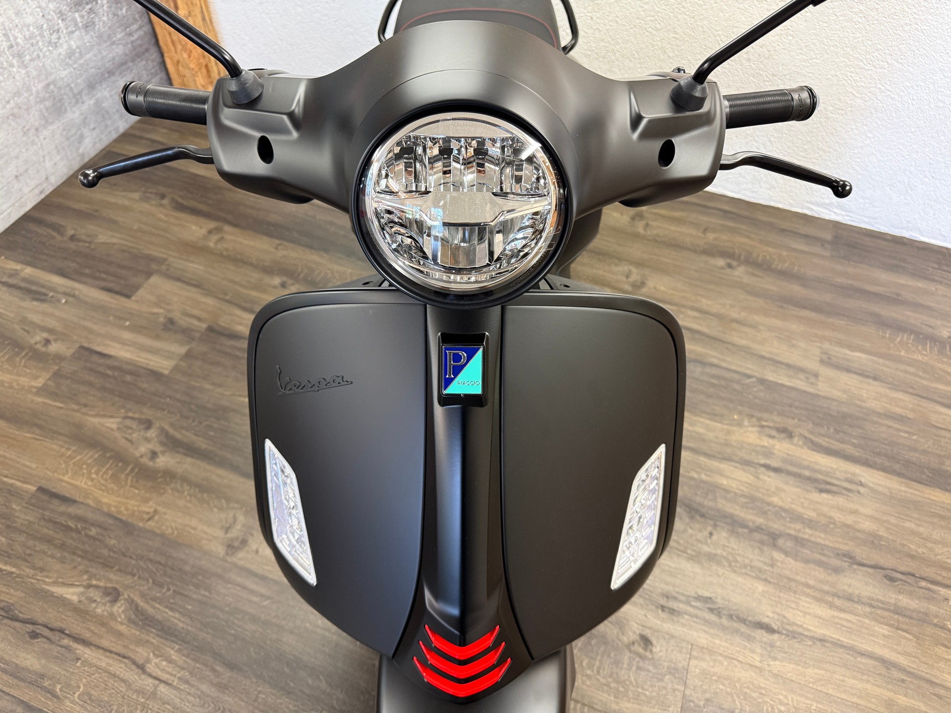 PIAGGIO Vespa GTS 125 Super Sport RST Euro 5+-image-9
