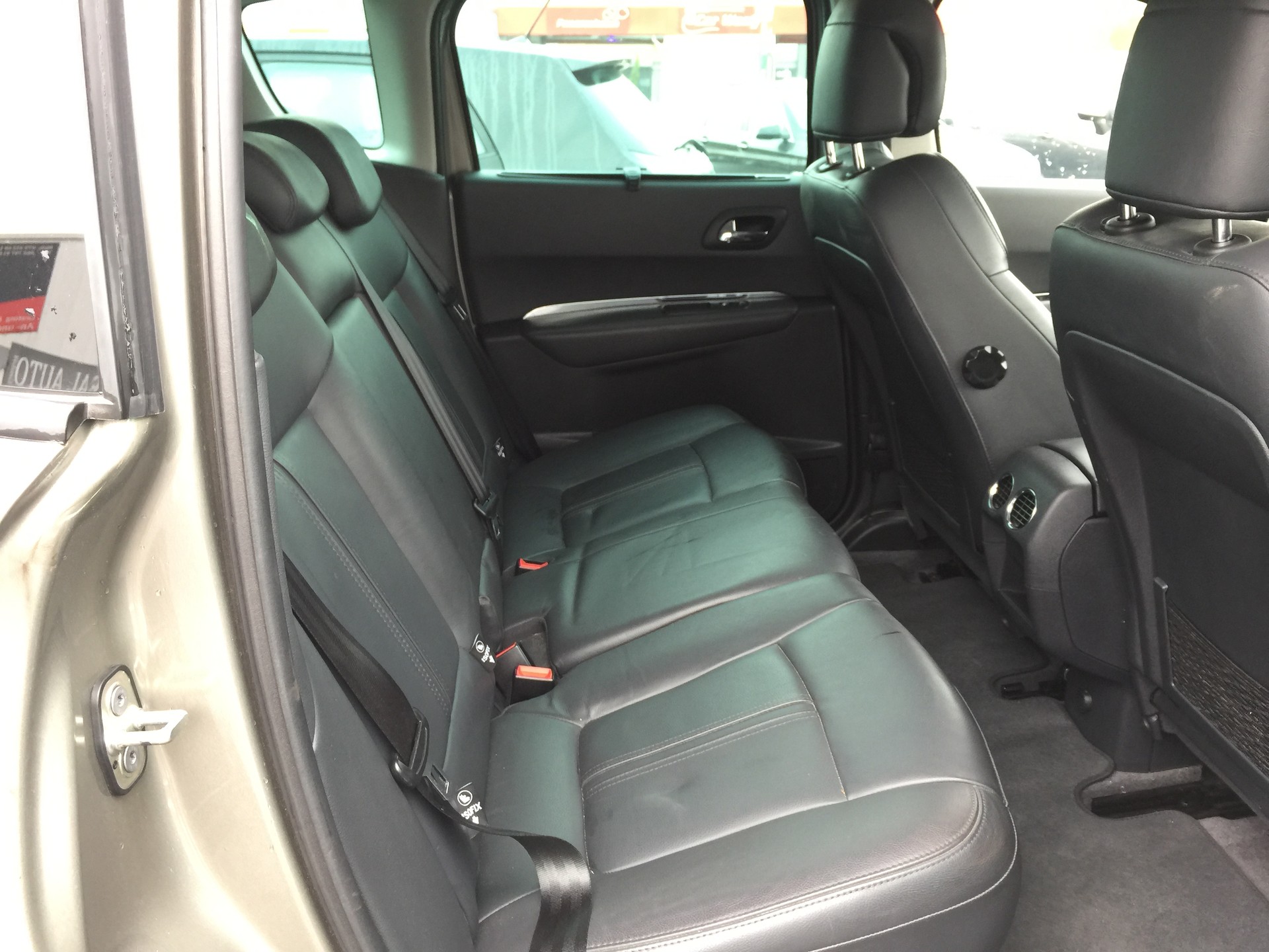 PEUGEOT 3008 HYbrid4 2.0 HDI ETG6-image-12