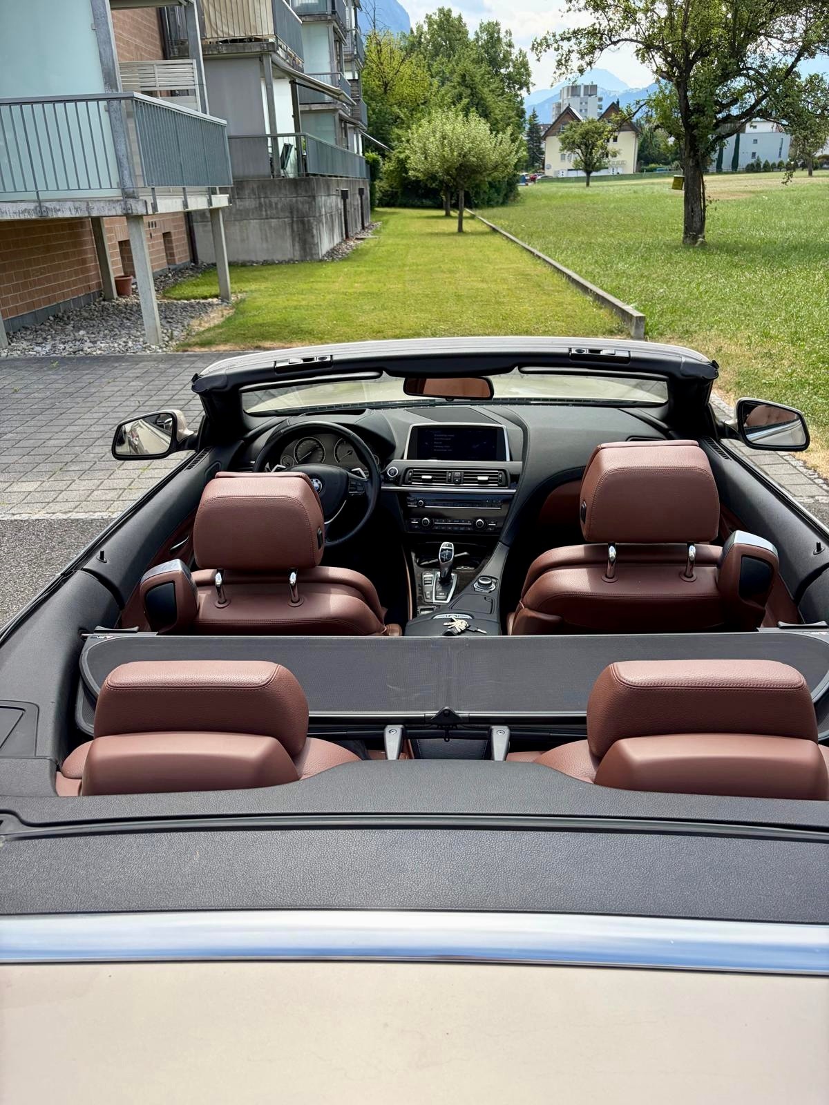 BMW 650i xDrive-image-2