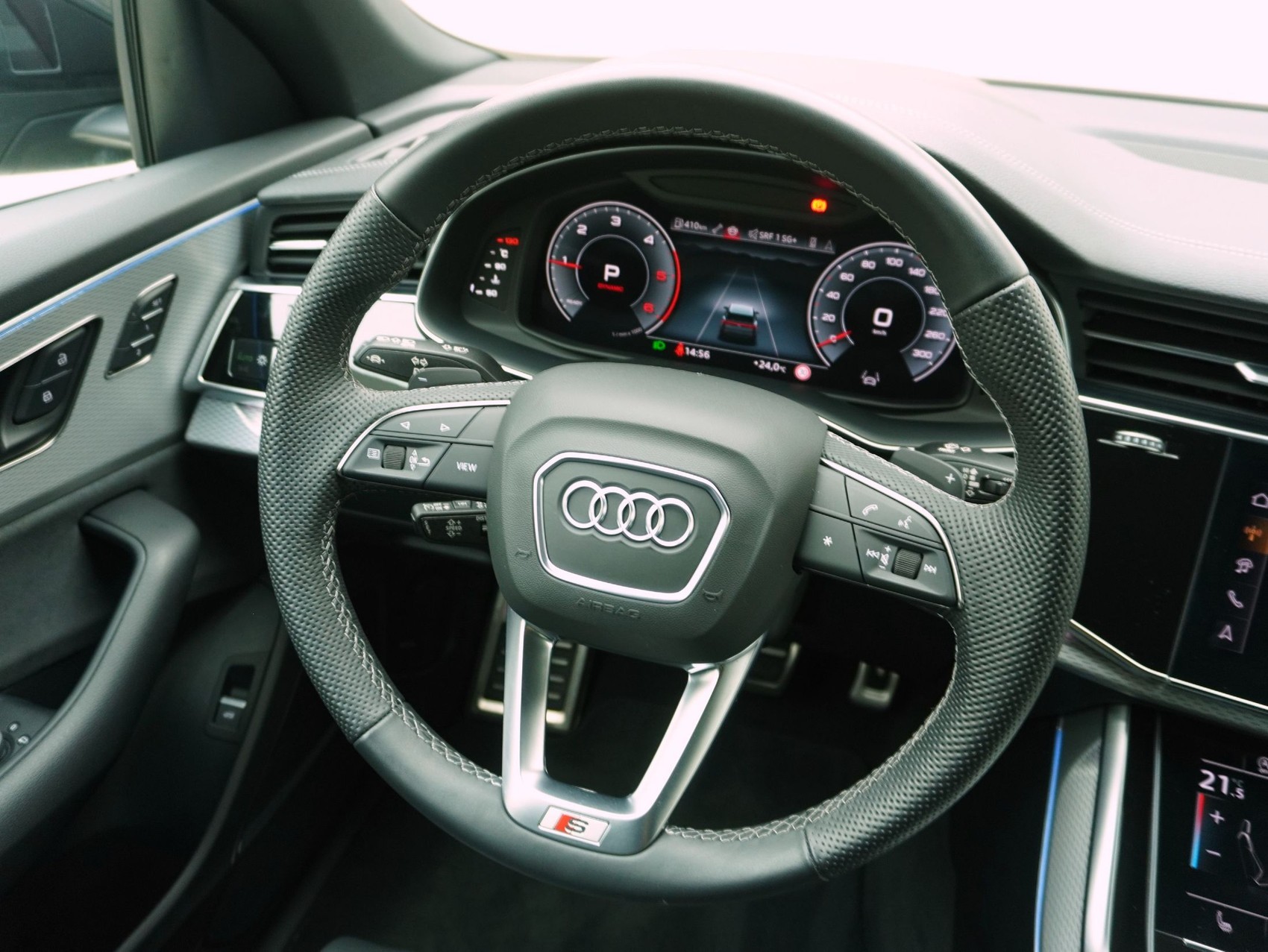 AUDI Q8 SUV 50 TDI quattro S line T-Tronic **Audi Werksgarantie bis 01/2030**-image-8