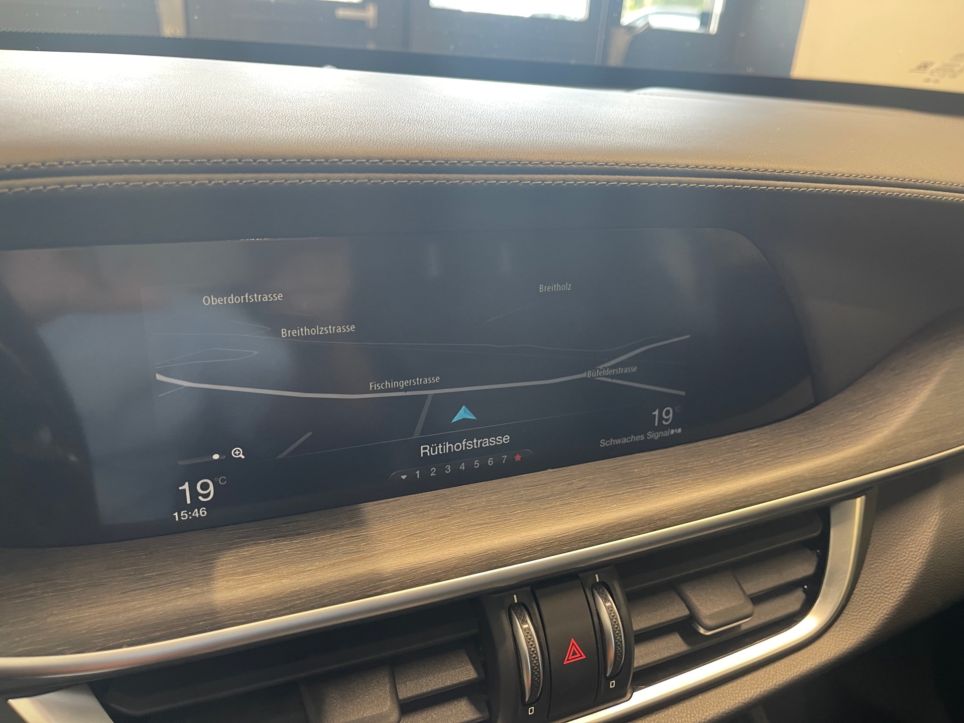 ALFA ROMEO Stelvio 2.0 Executive Q4 Automatic-image-18