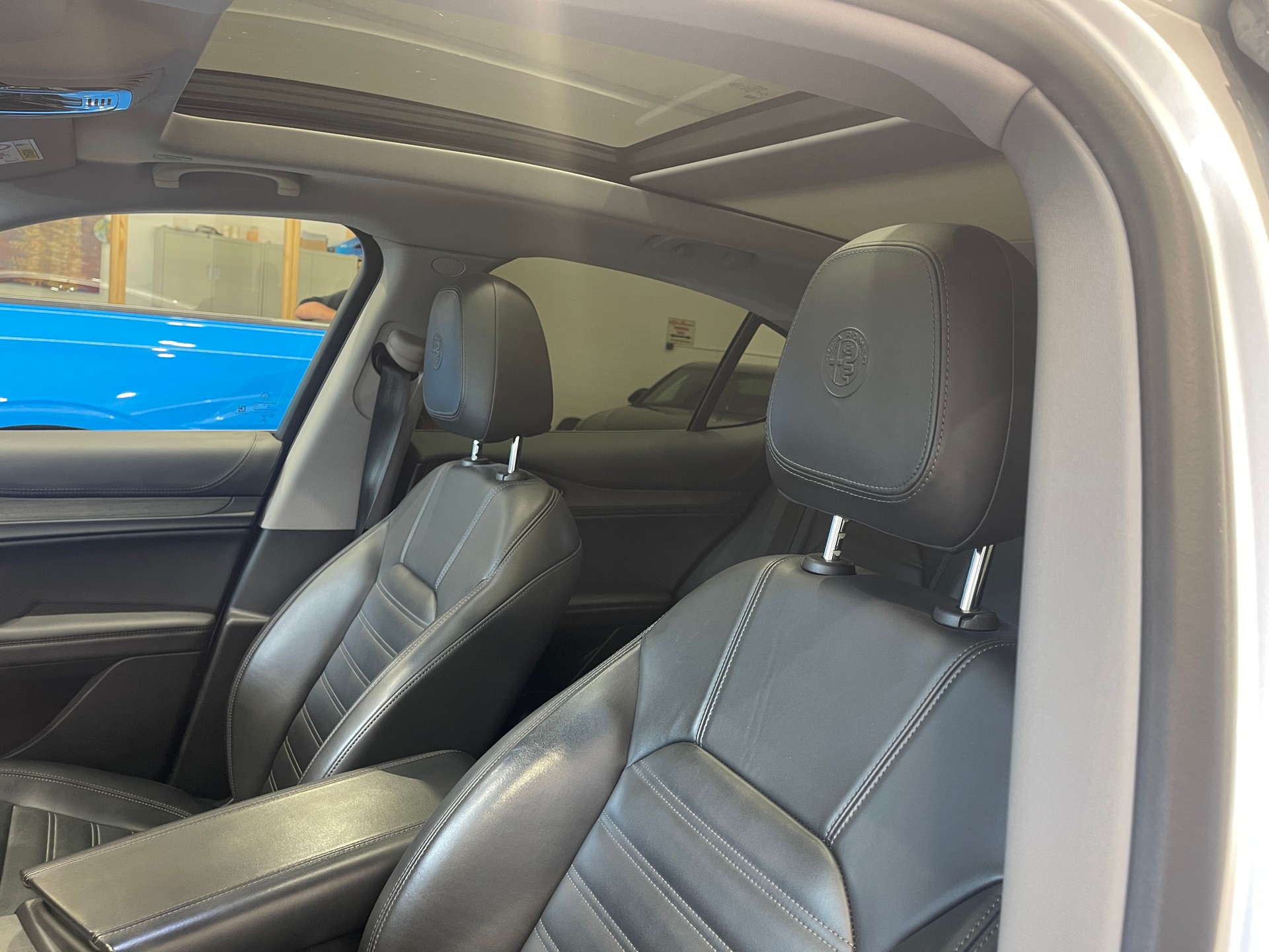 ALFA ROMEO Stelvio 2.0 Executive Q4 Automatic-image-8