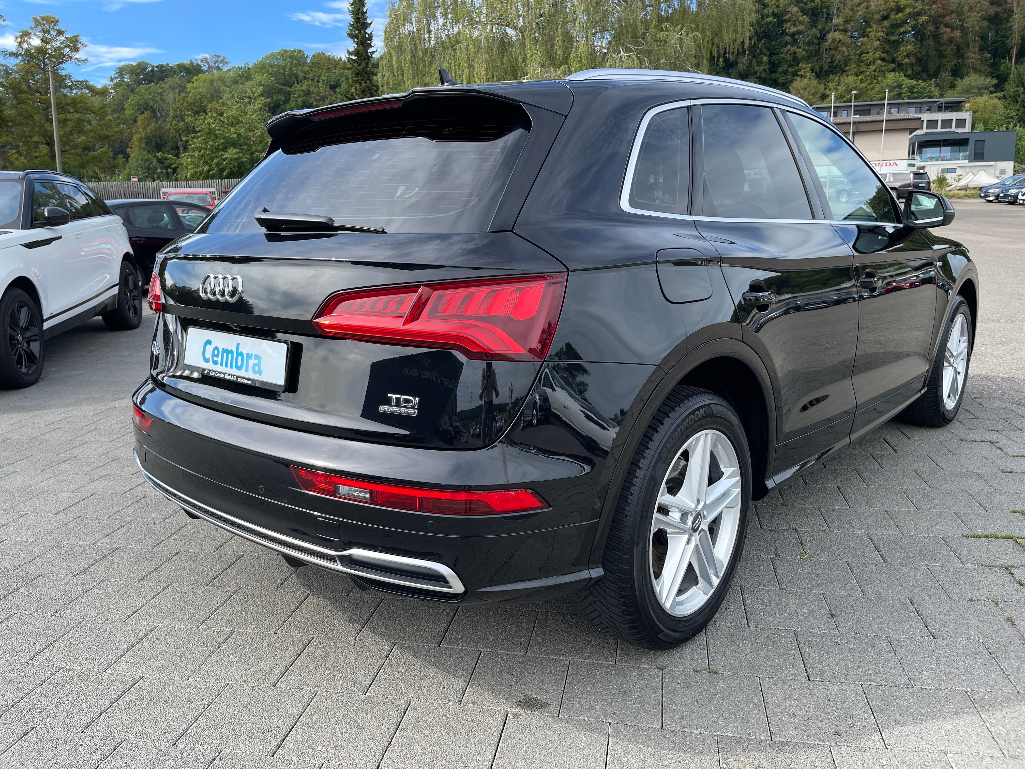 AUDI Q5 2.0 TDI quattro S-tronic*S-Line — slika 4
