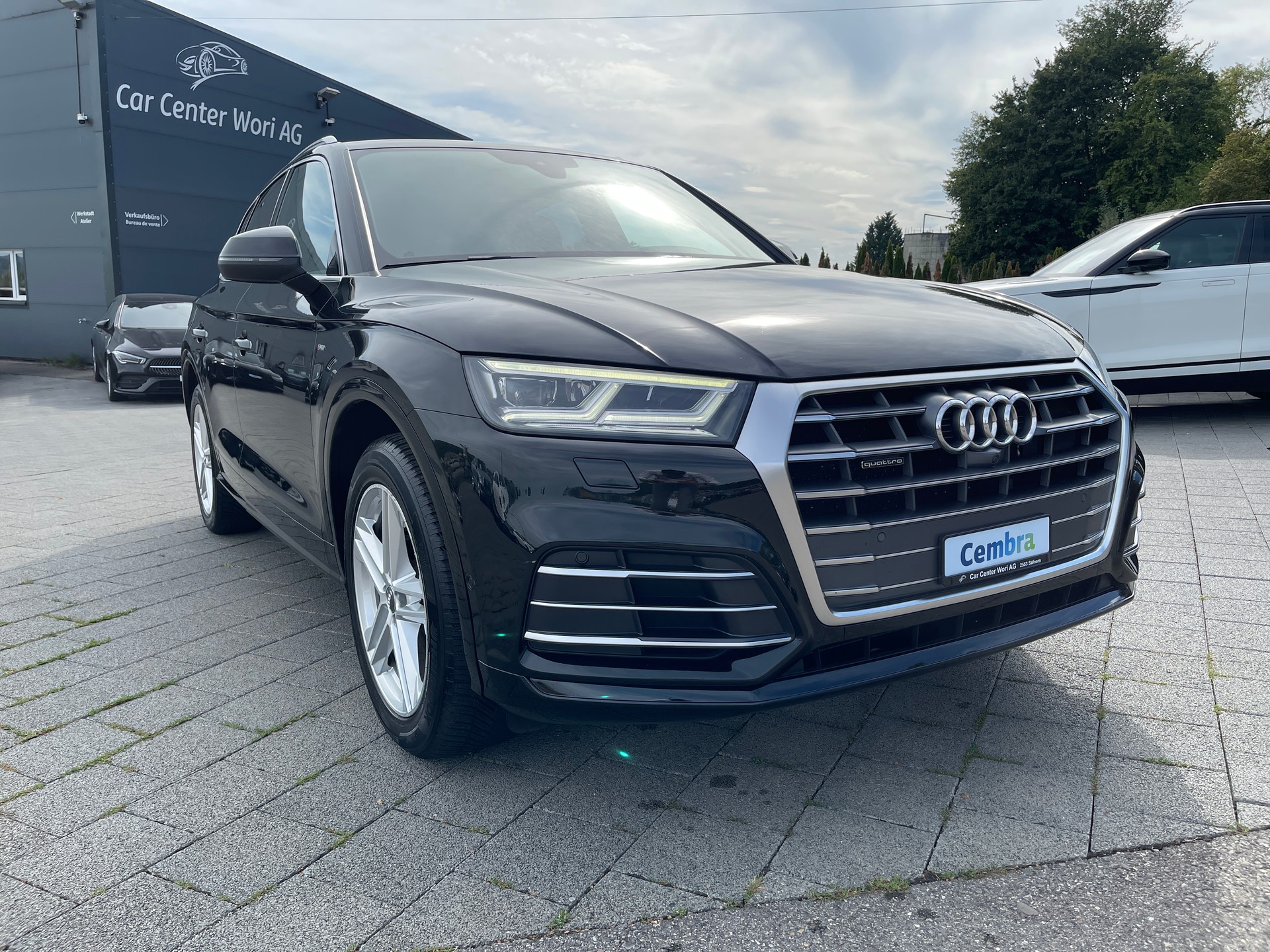 AUDI Q5 2.0 TDI quattro S-tronic*S-Line-image-5