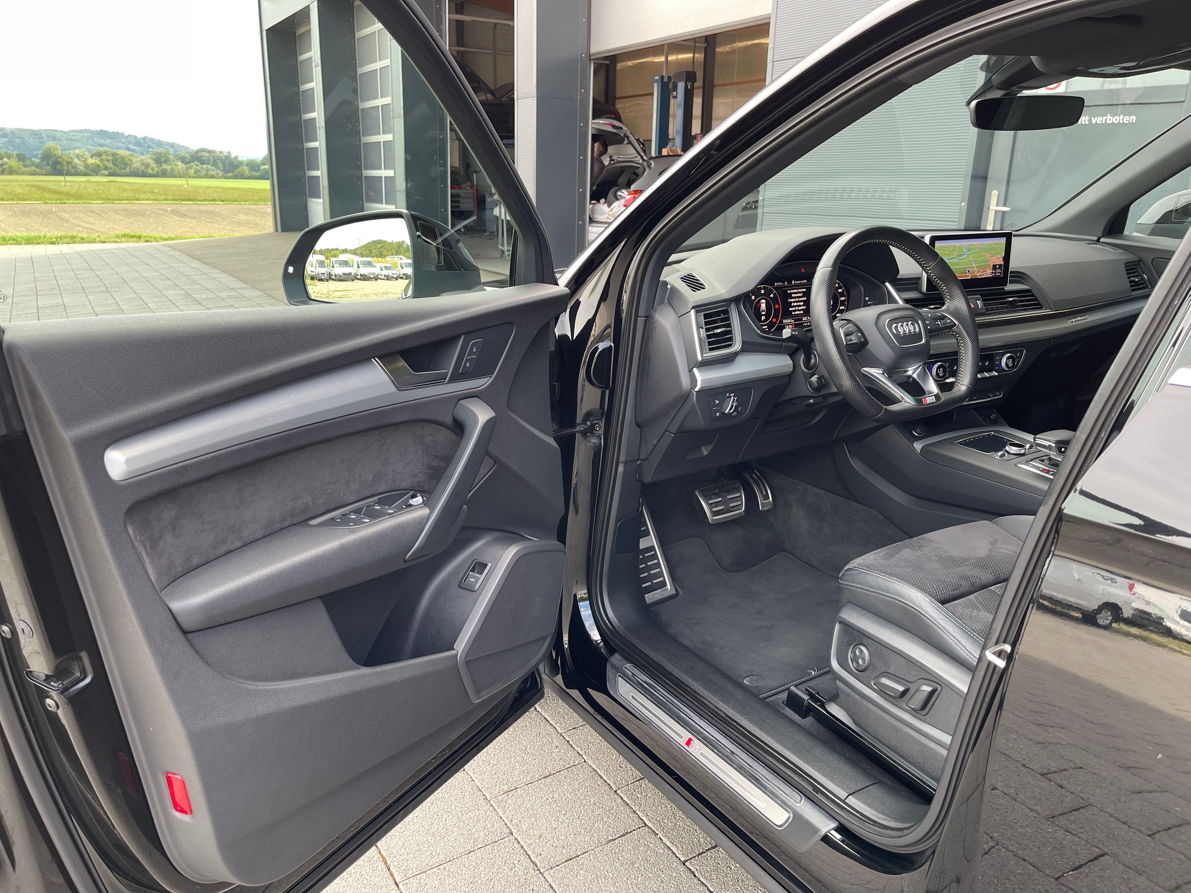 AUDI Q5 2.0 TDI quattro S-tronic*S-Line — slika 7