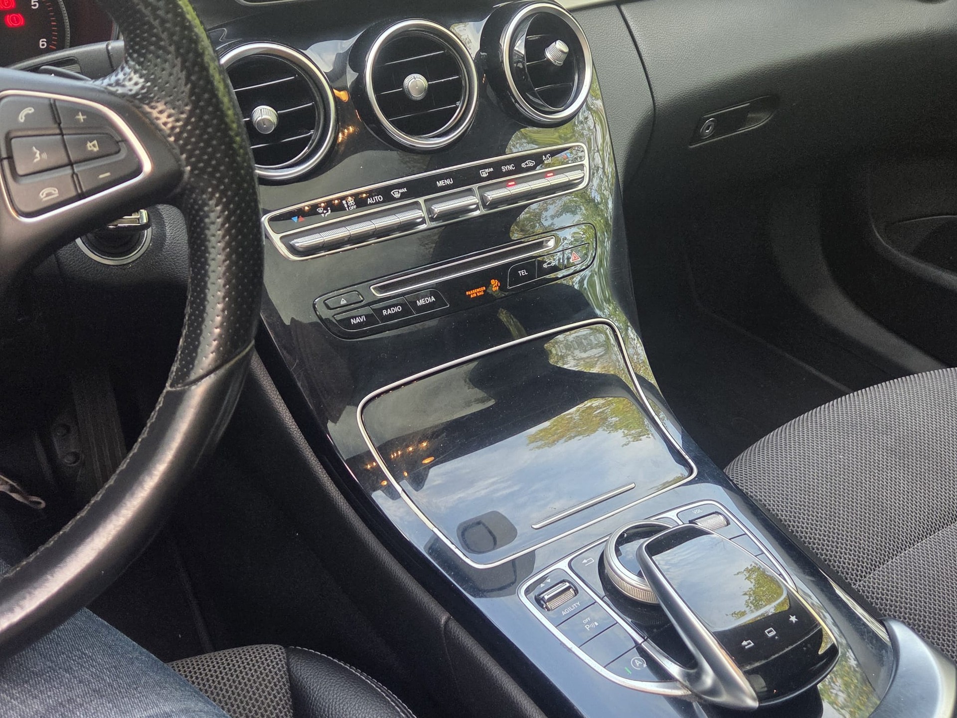 MERCEDES-BENZ C 250 BlueTEC Avantgarde 4Matic 7G-Tronic-image-6