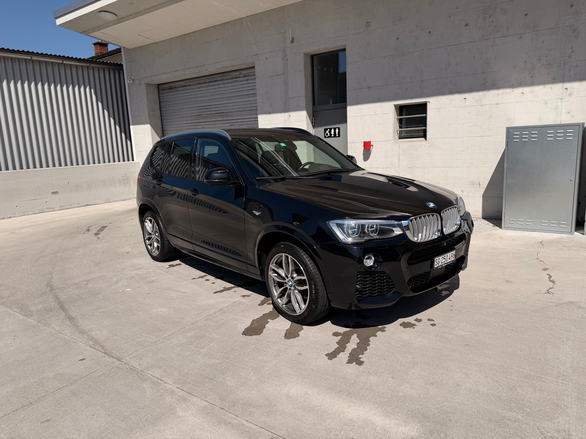 BMW 30d xDrive SAG-image-1