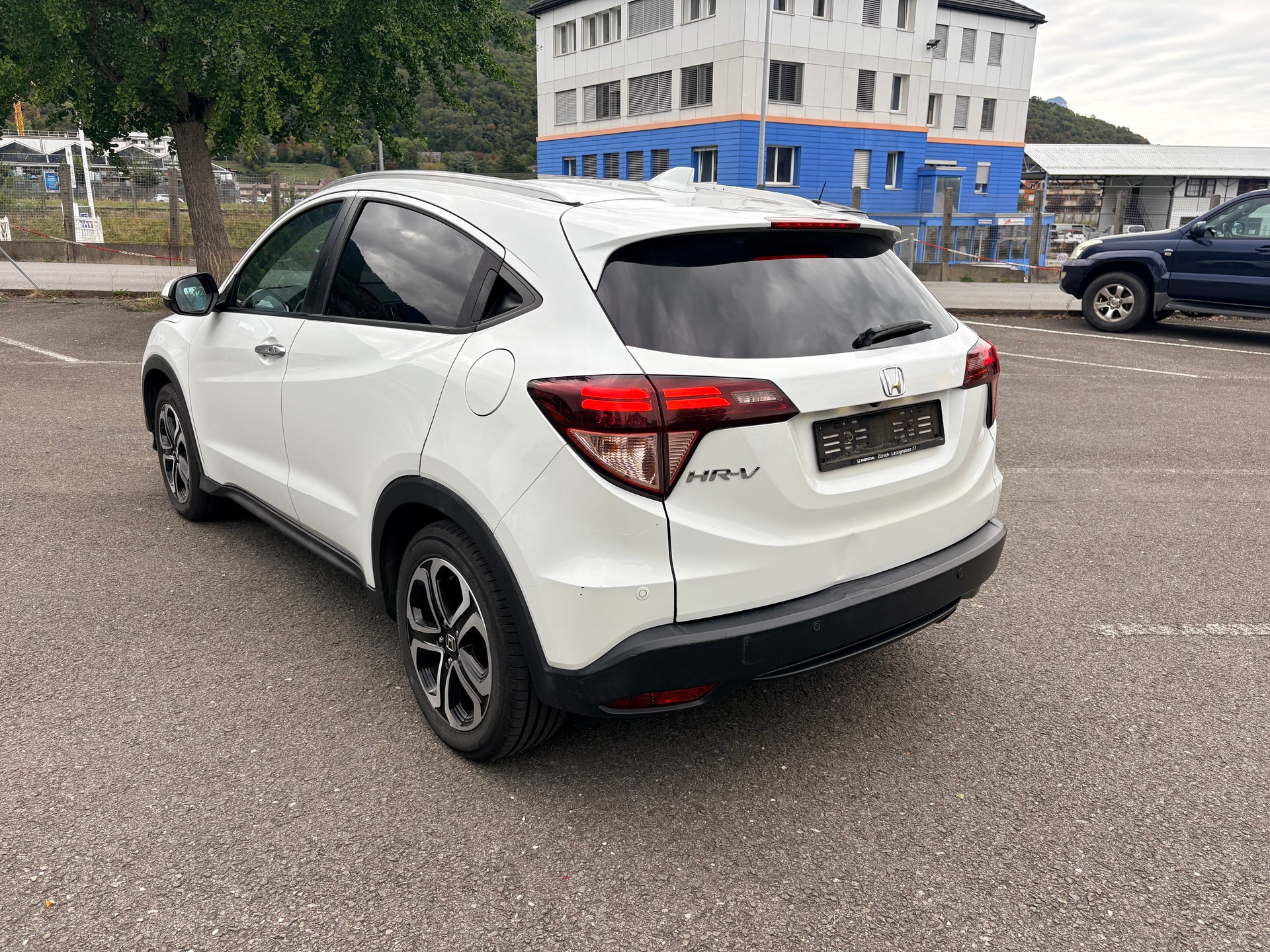 HONDA HR-V 1.5i-VTEC Executive CVT-image-3