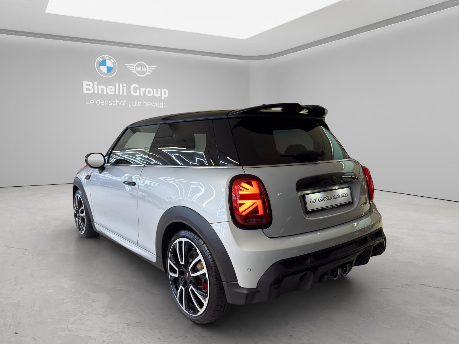 MINI John Cooper Works-image-2