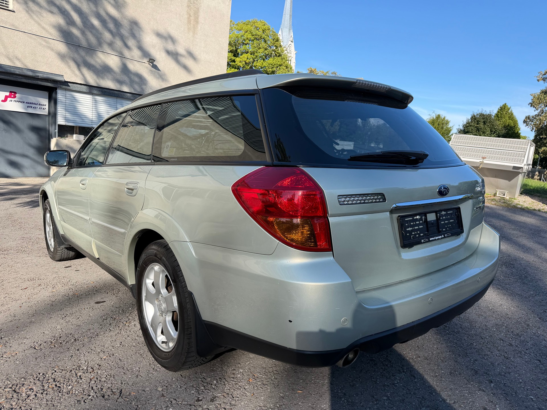 SUBARU 👉🏻Outback 3.0R AWD H6 Automatic-image-5