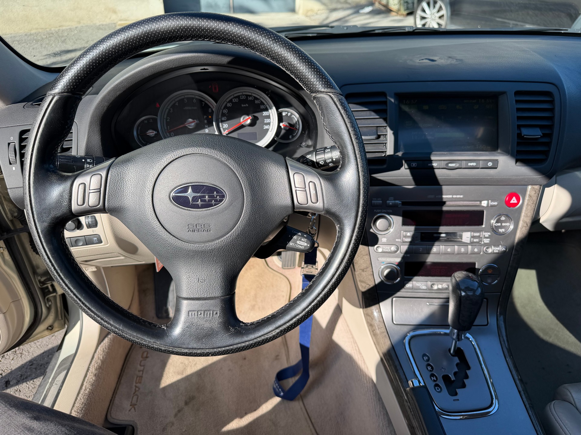 SUBARU 👉🏻Outback 3.0R AWD H6 Automatic-image-11