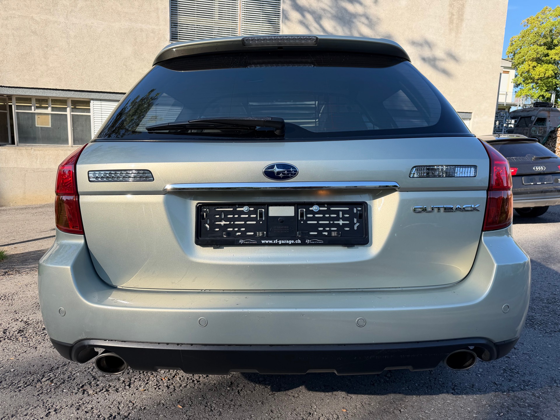SUBARU 👉🏻Outback 3.0R AWD H6 Automatic-image-6