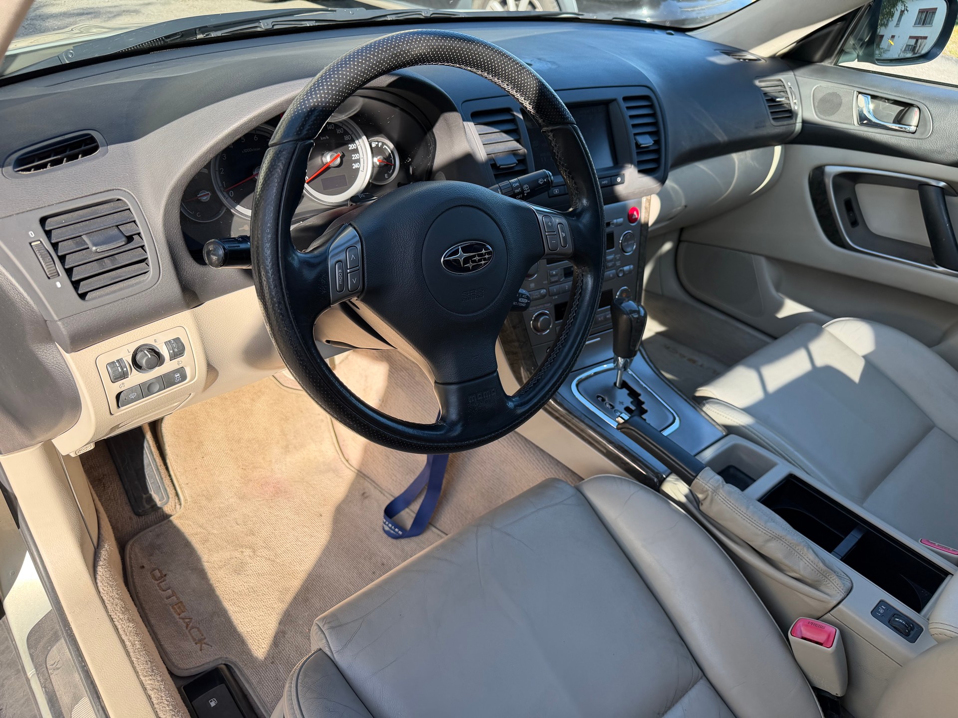 SUBARU 👉🏻Outback 3.0R AWD H6 Automatic-image-15