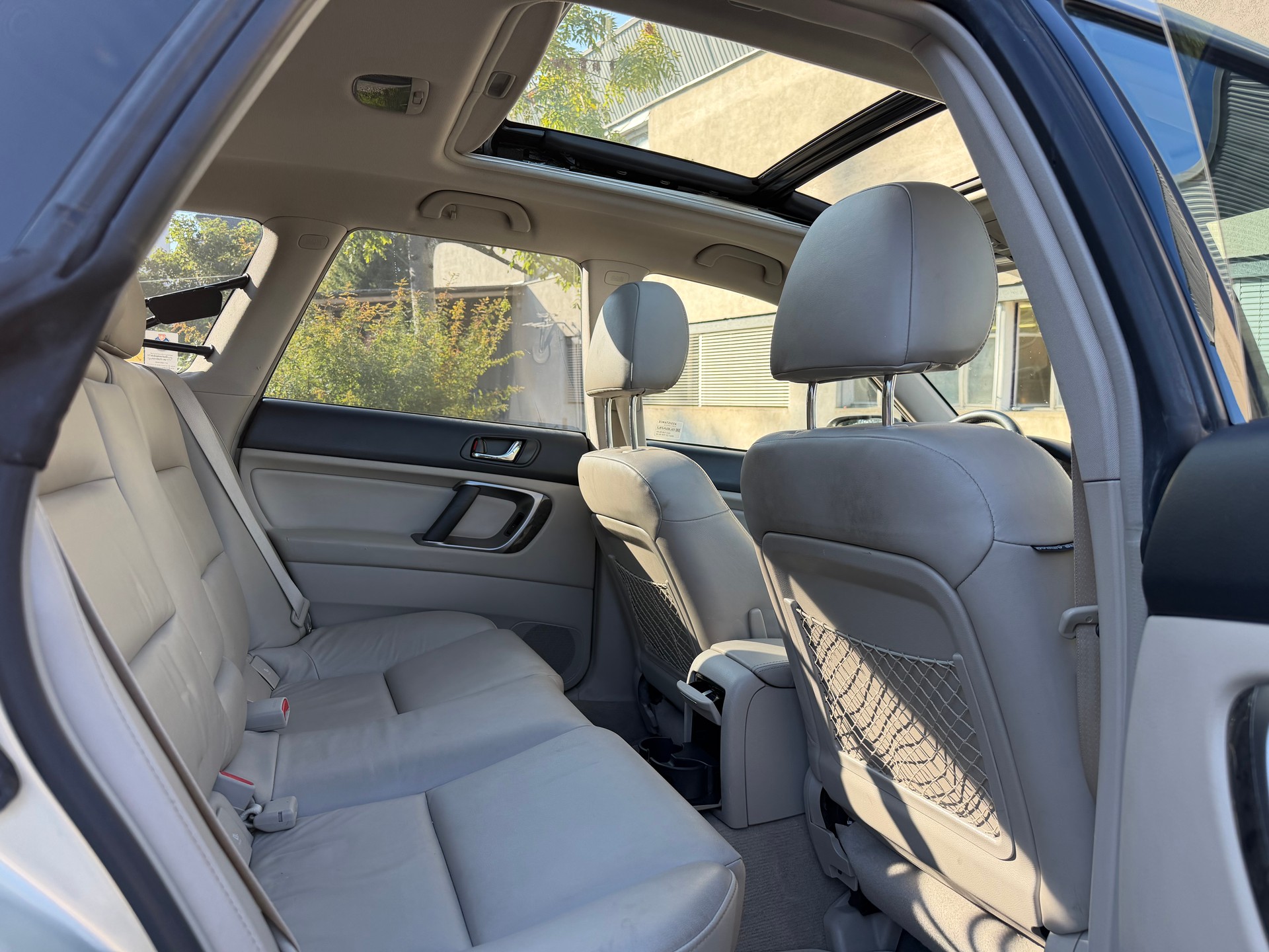 SUBARU 👉🏻Outback 3.0R AWD H6 Automatic-image-8