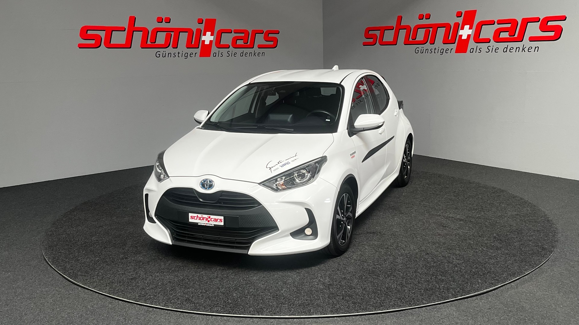 TOYOTA Yaris 1.5 Comfort e-CVT-image-1