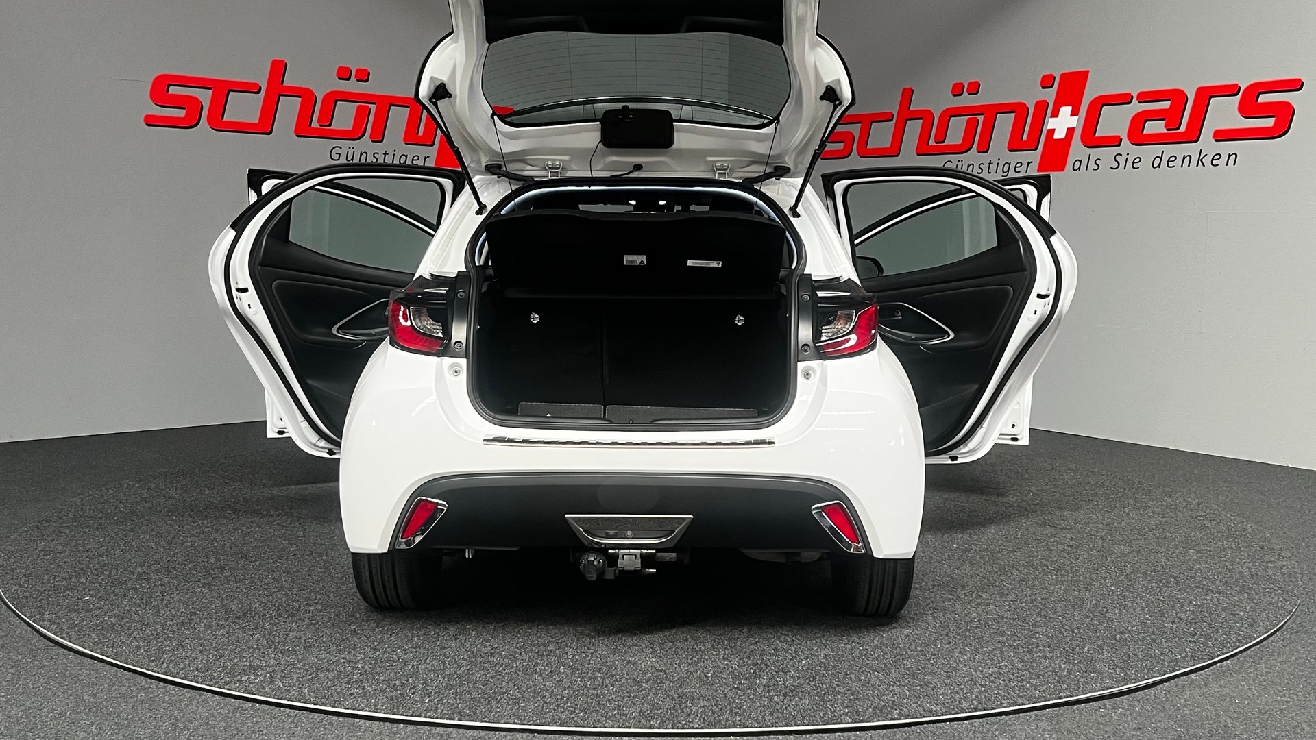 TOYOTA Yaris 1.5 Comfort e-CVT-image-4