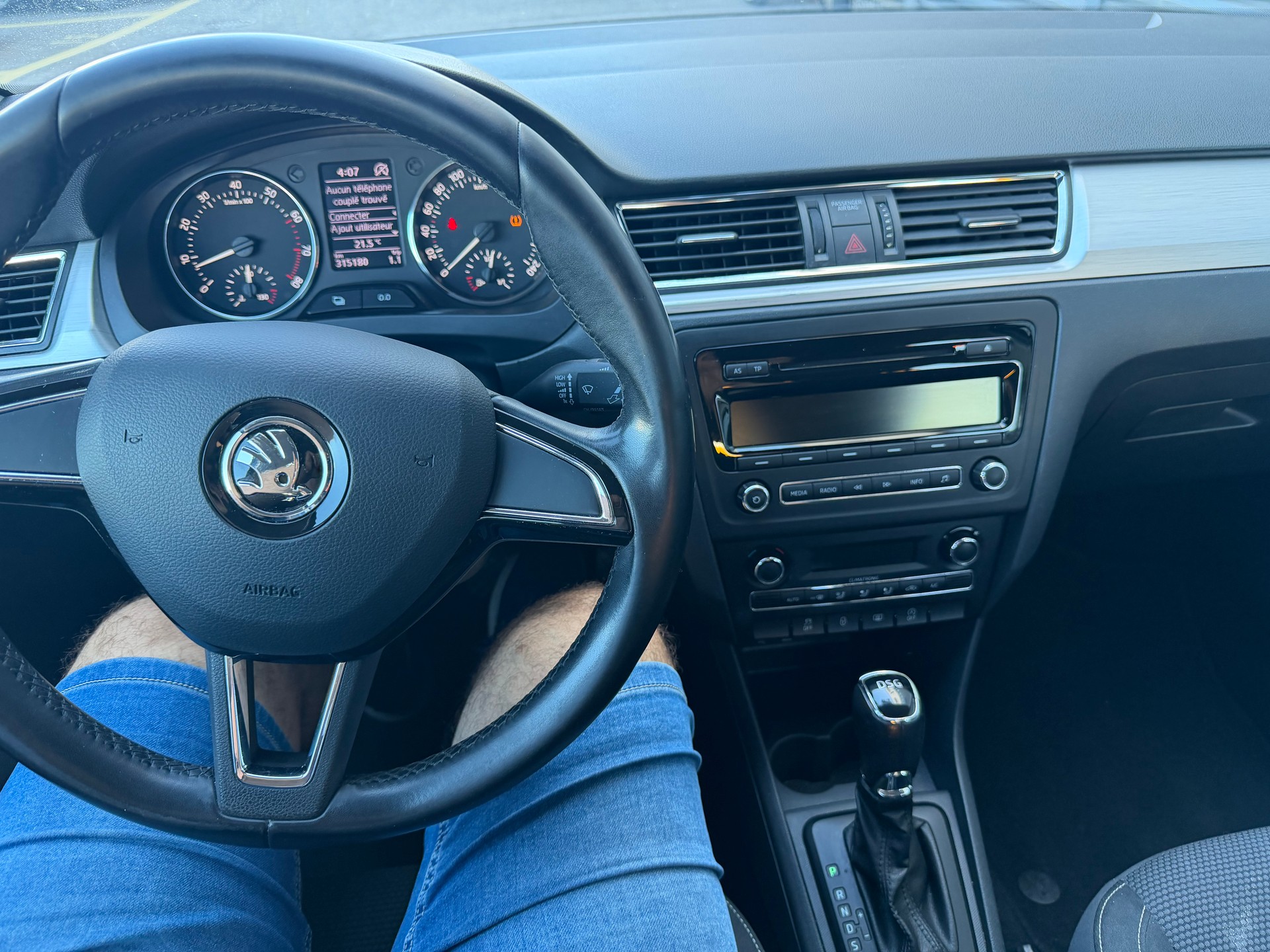 SKODA Rapid Spaceback 1.4 TSI Ambition DSG-image-8