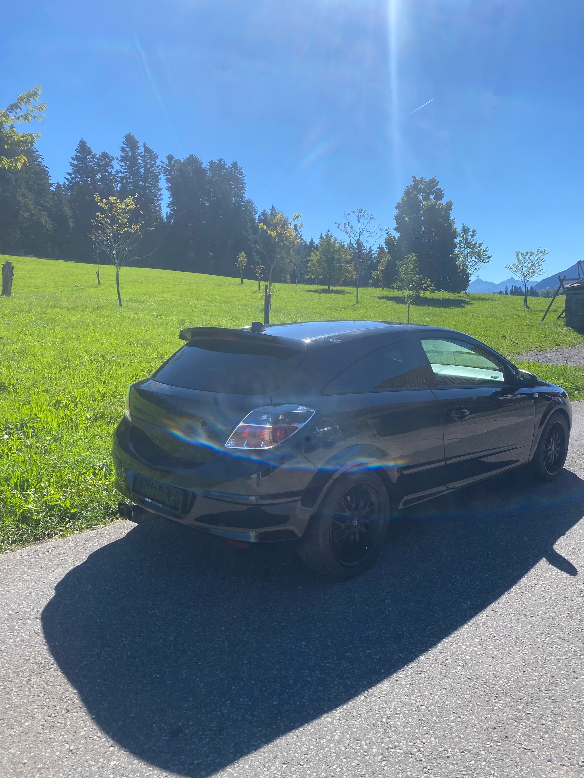OPEL Astra GTC 1.8i 16V Sport-image-0