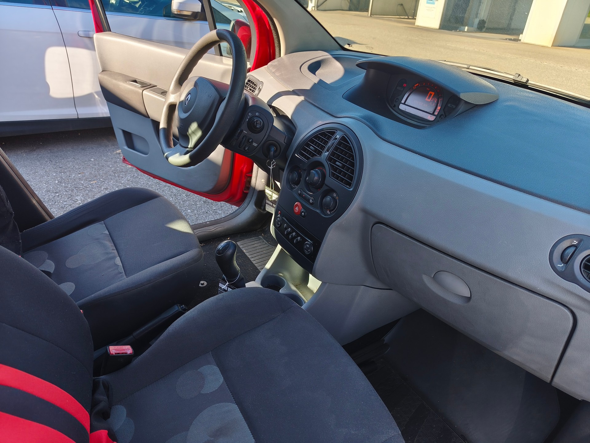RENAULT Modus 1.2 16V Authentique-image-5