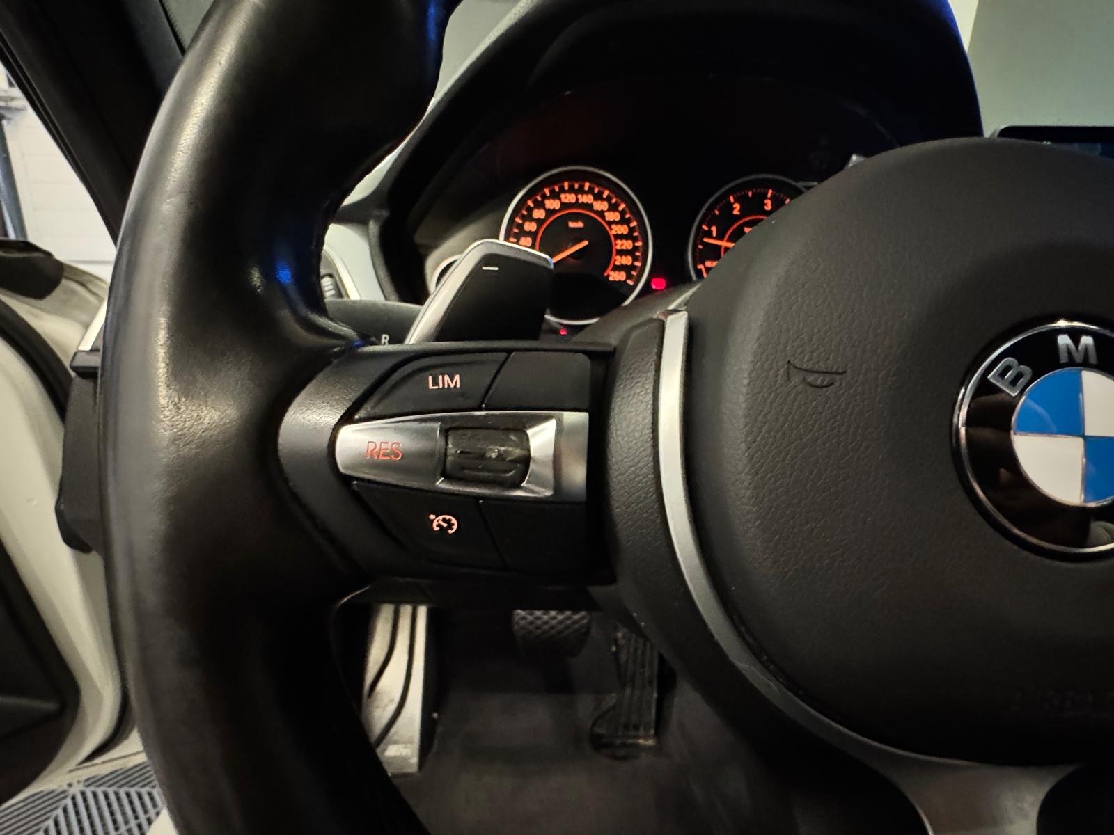 BMW 335d xDrive Touring M Sport Line Steptronic-image-17