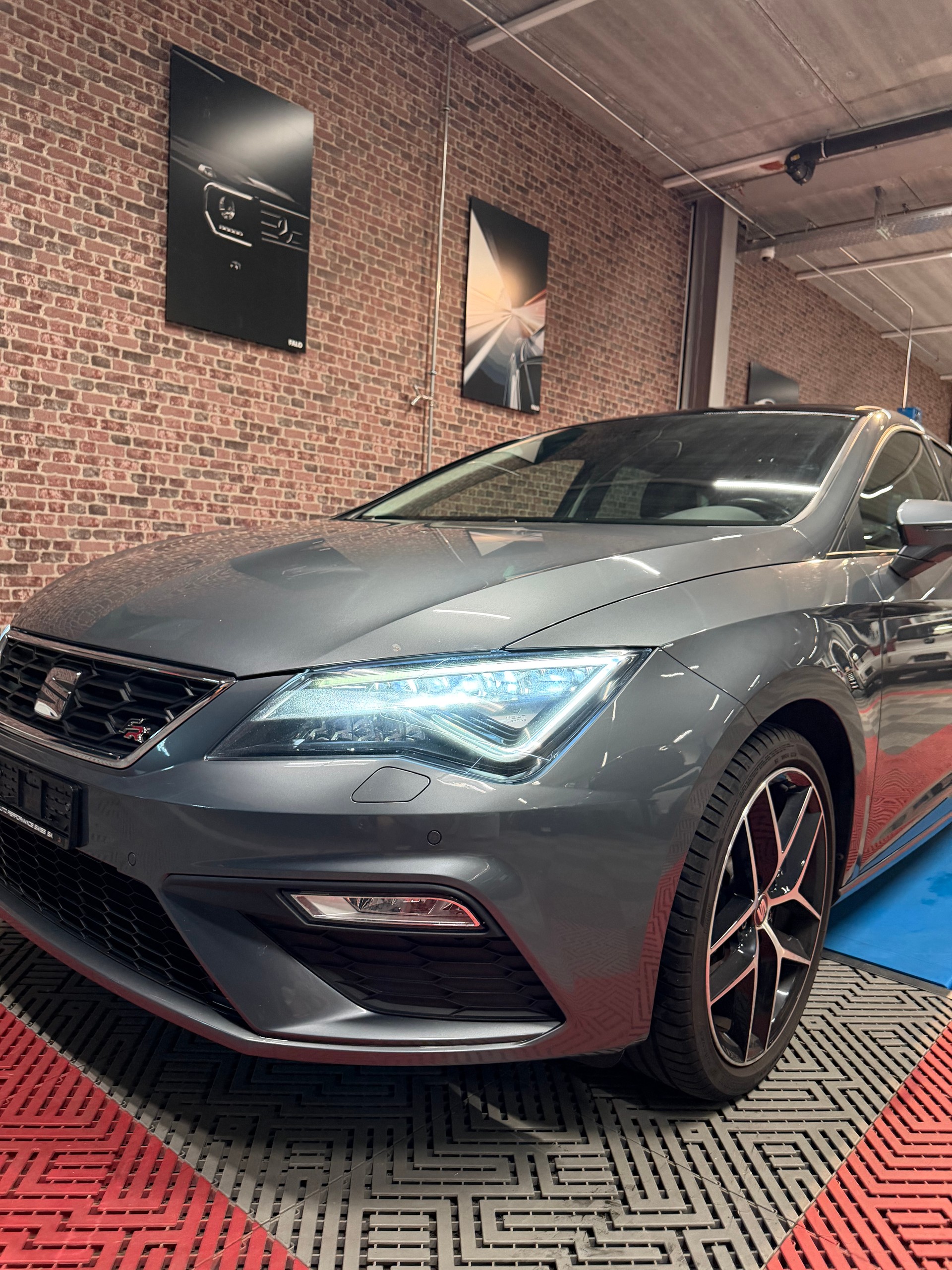 SEAT Leon 1.4 TSI ACT FR Line DSG-image-6