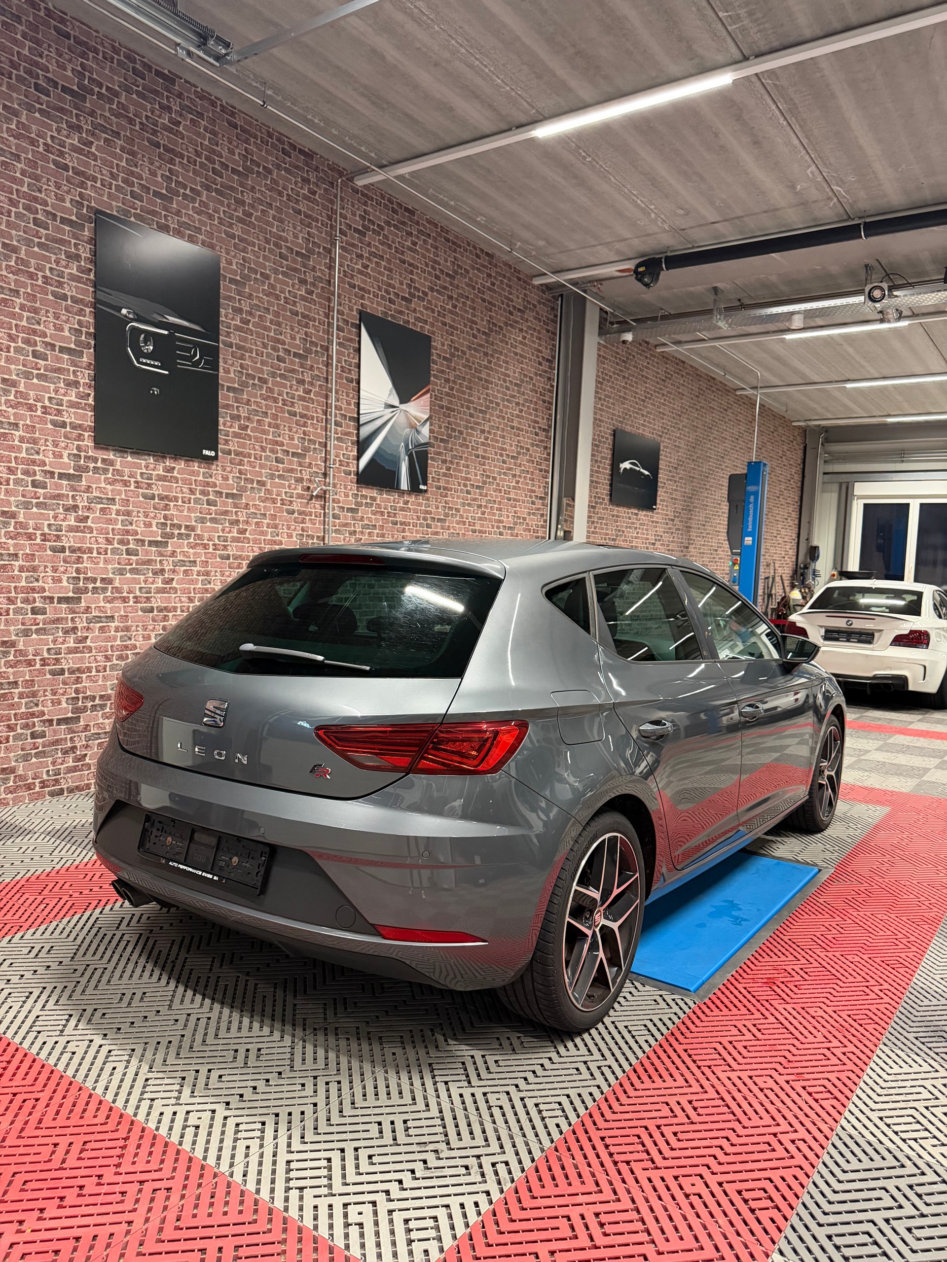 SEAT Leon 1.4 TSI ACT FR Line DSG-image-3