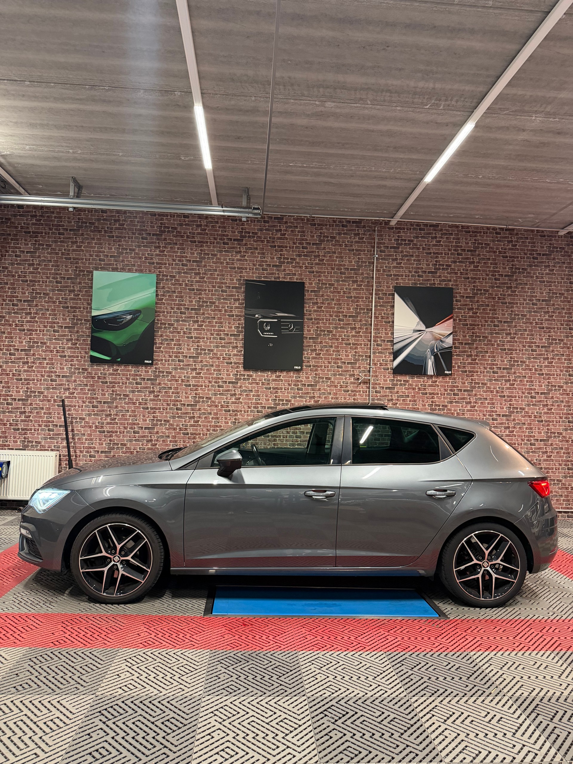SEAT Leon 1.4 TSI ACT FR Line DSG-image-1
