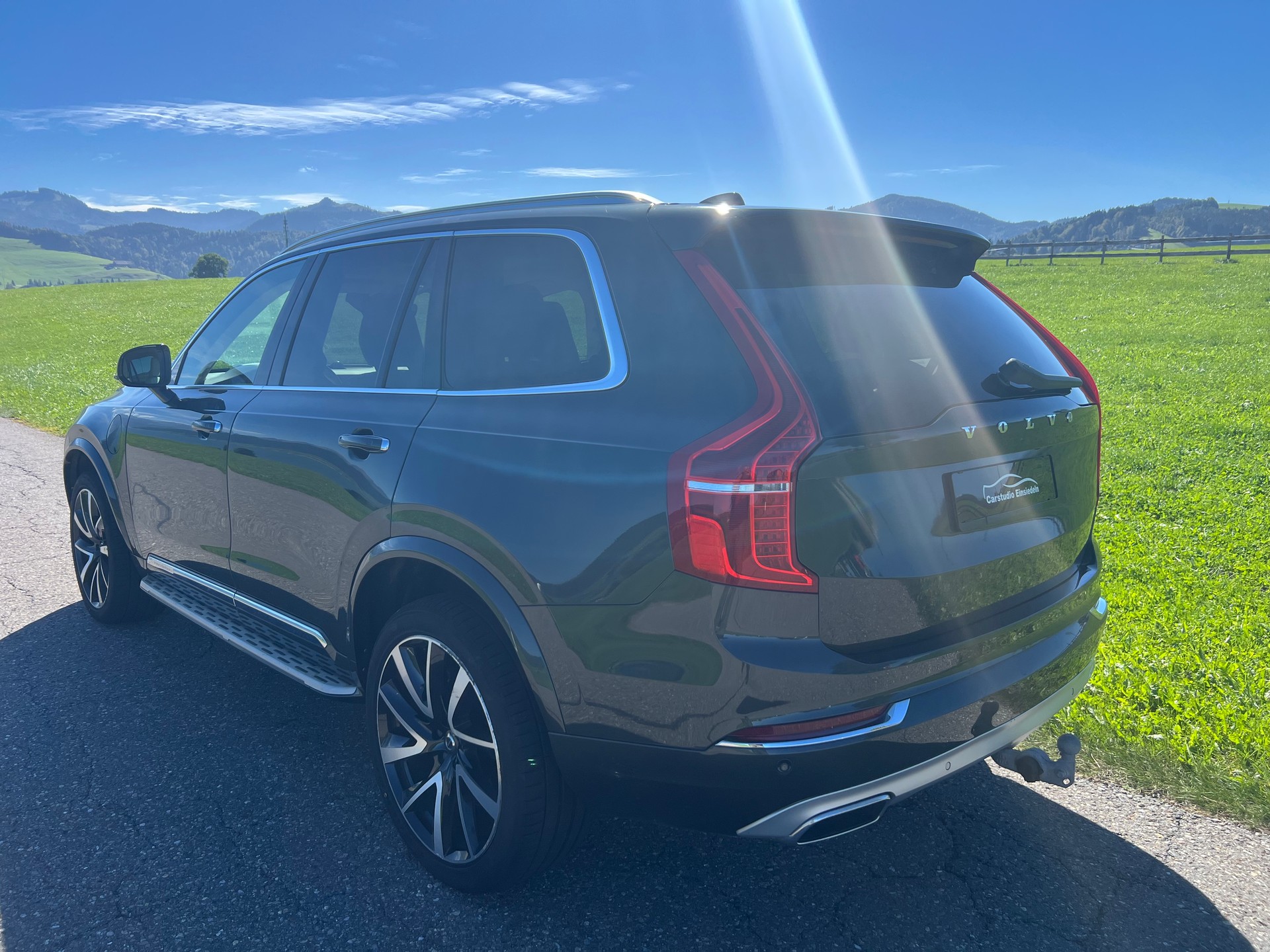 VOLVO XC90 T8 AWD Inscription Geartronic-image-3