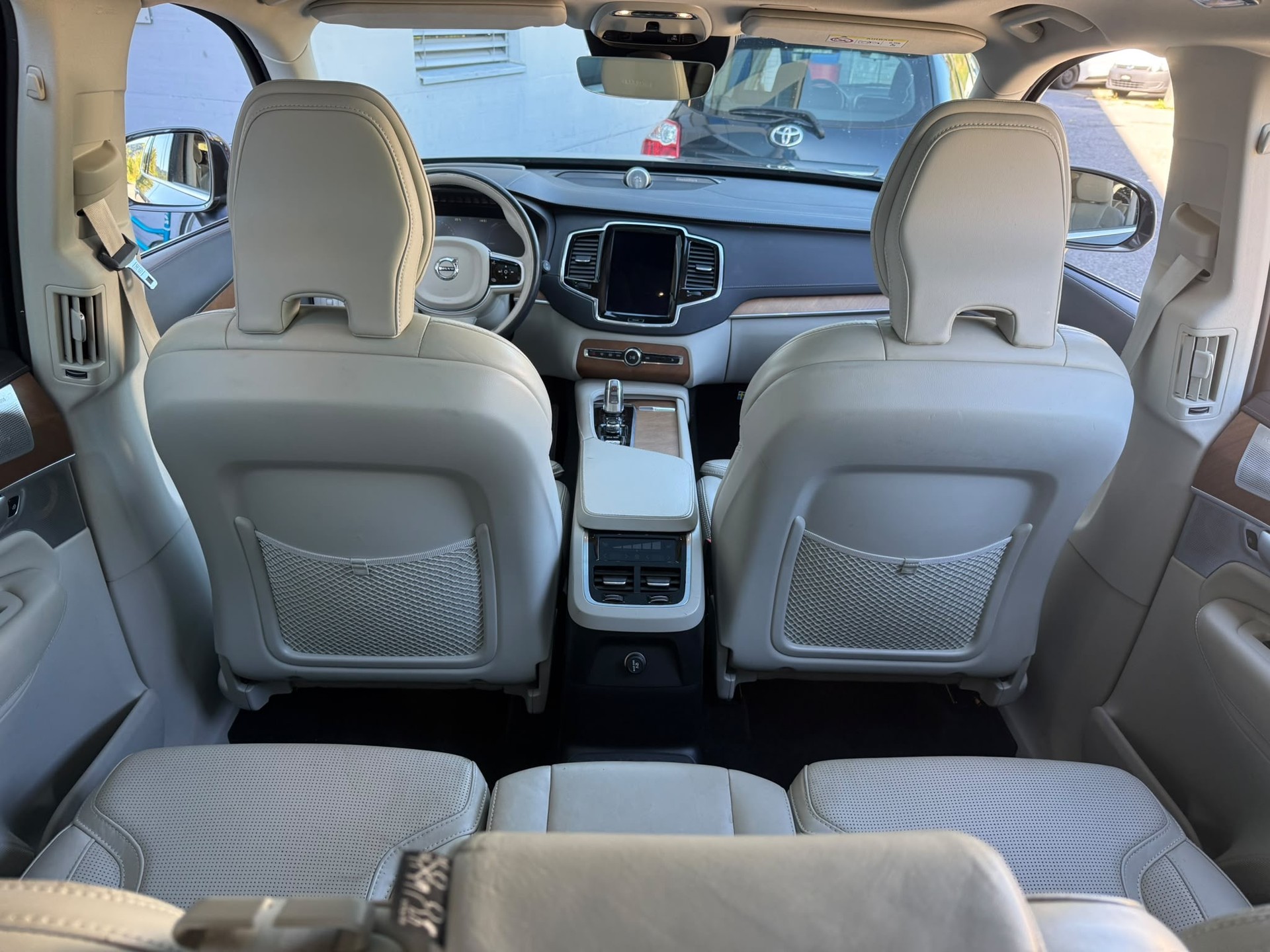 VOLVO XC90 T8 AWD Inscription Geartronic-image-9