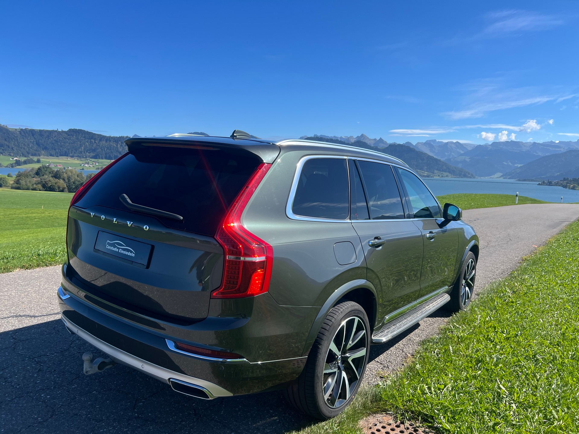 VOLVO XC90 T8 AWD Inscription Geartronic-image-5