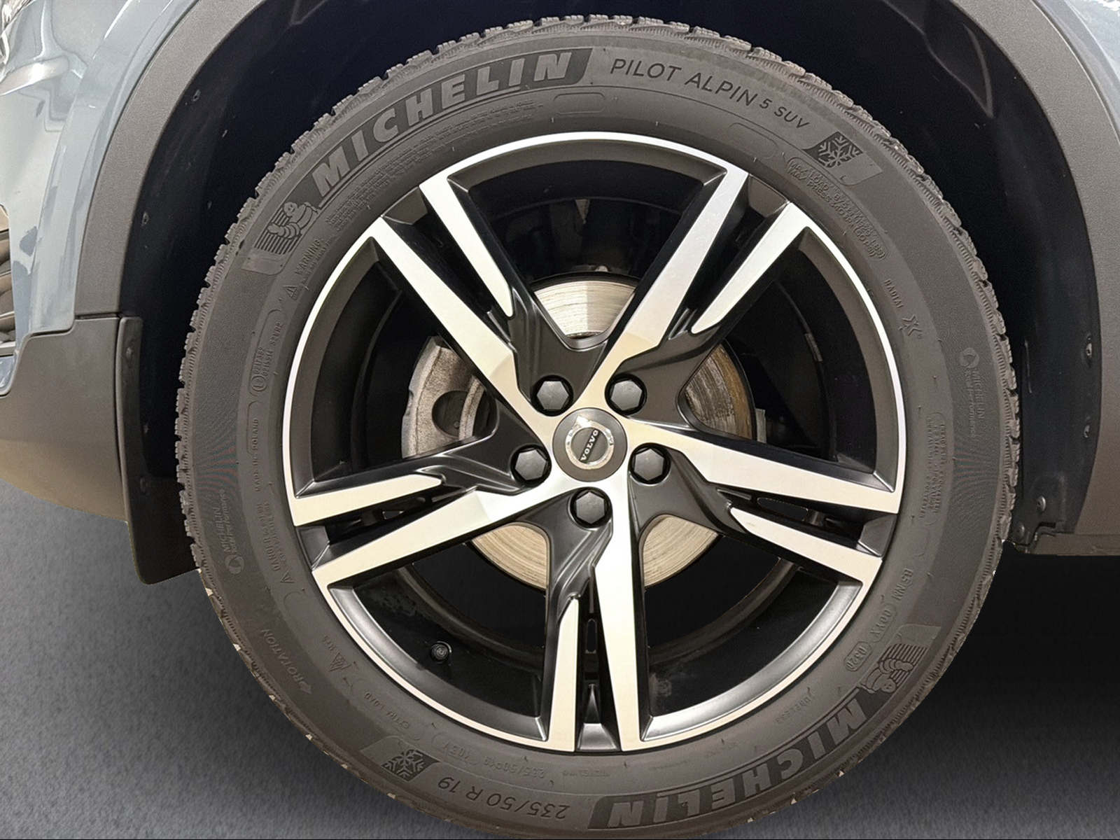 VOLVO XC40 1.5 T3 Momentum-image-10