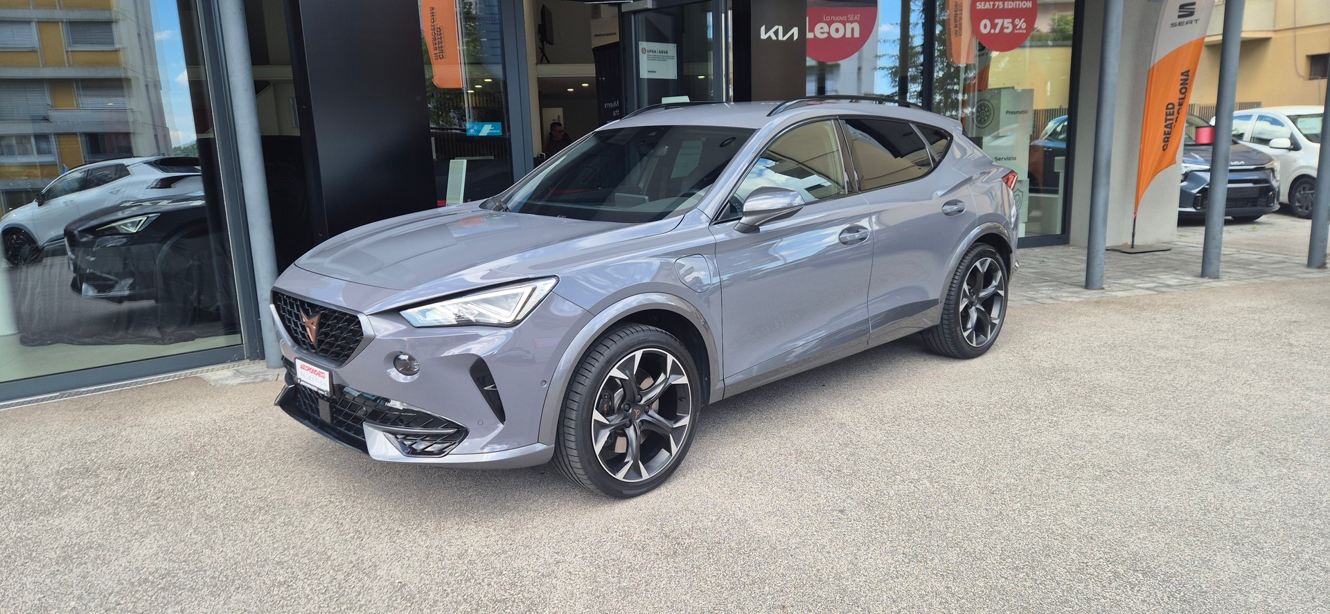 CUPRA Formentor 1.5 TSI DSG-image-2