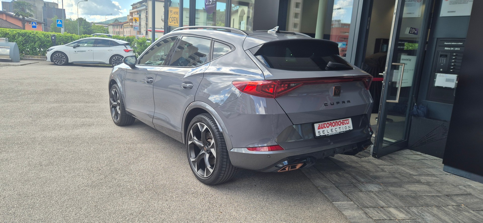 CUPRA Formentor 1.5 TSI DSG-image-4