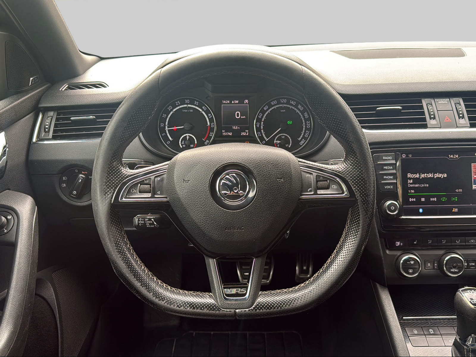 SKODA Octavia Combi 2.0 TDI RS 4x4 DSG-image-10